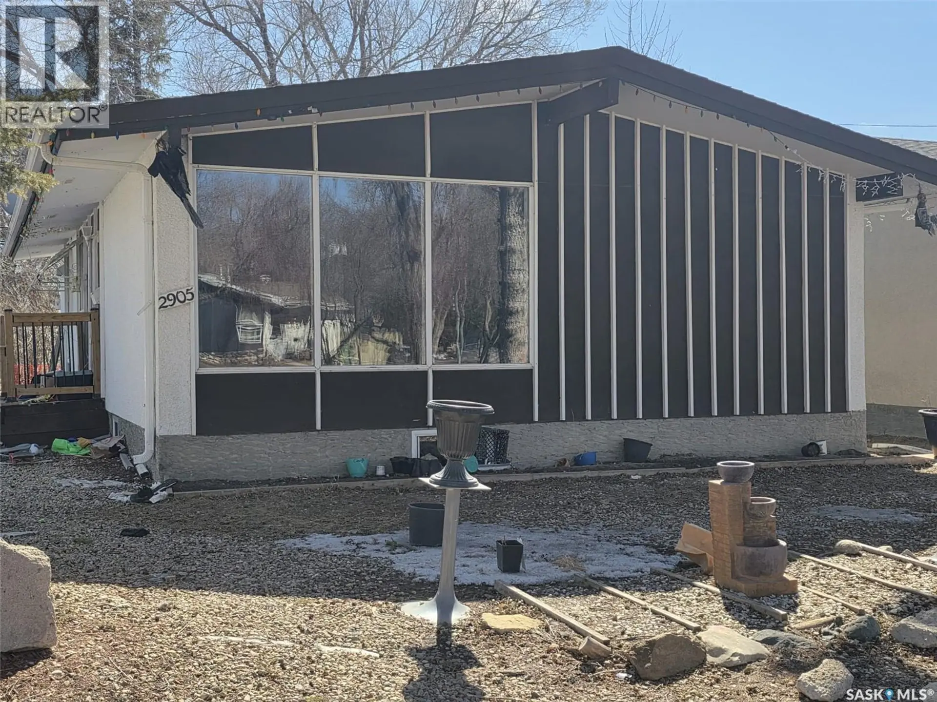 2905 GRANT ROAD