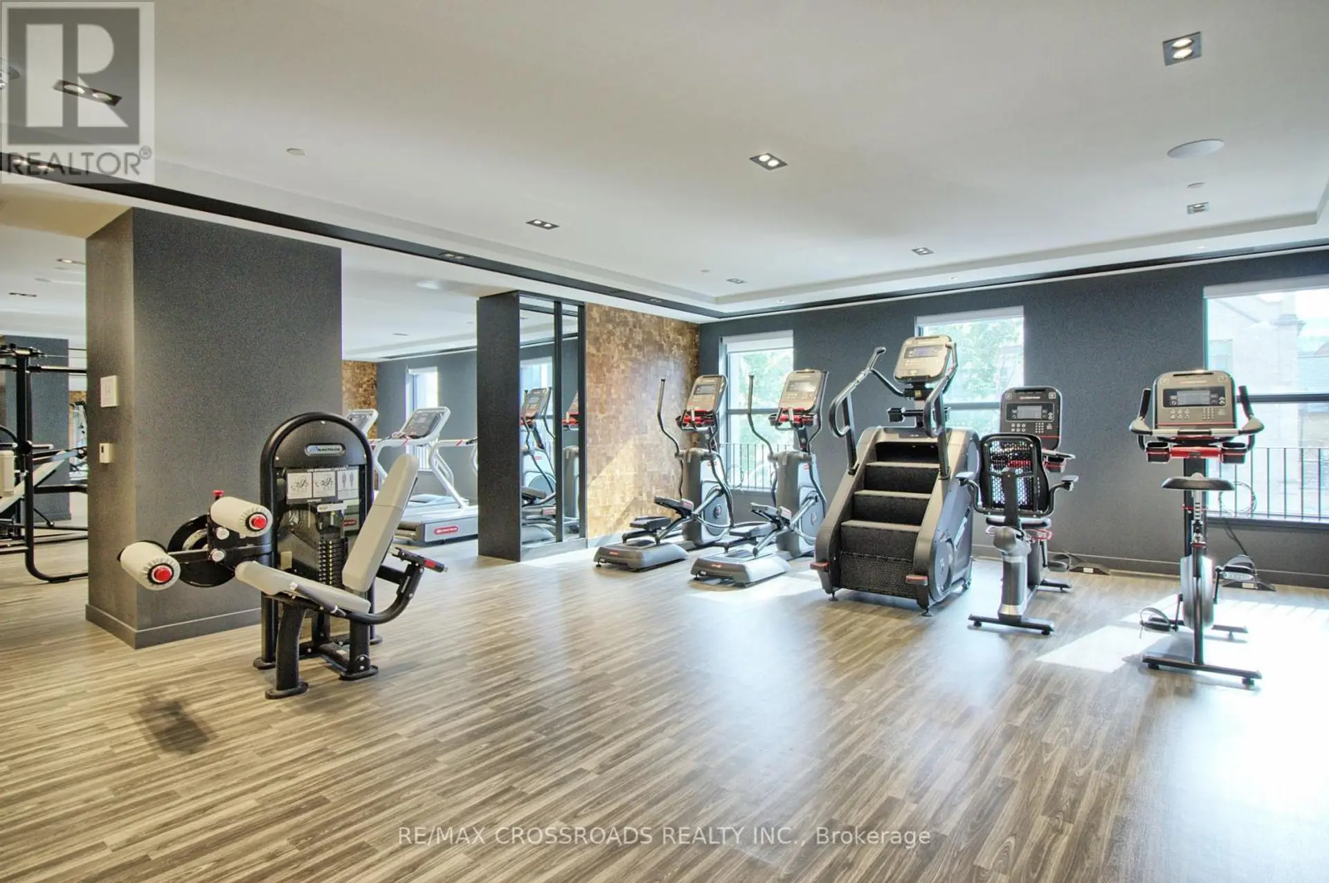 #2302 82 DALHOUSIE STREET - Image 14