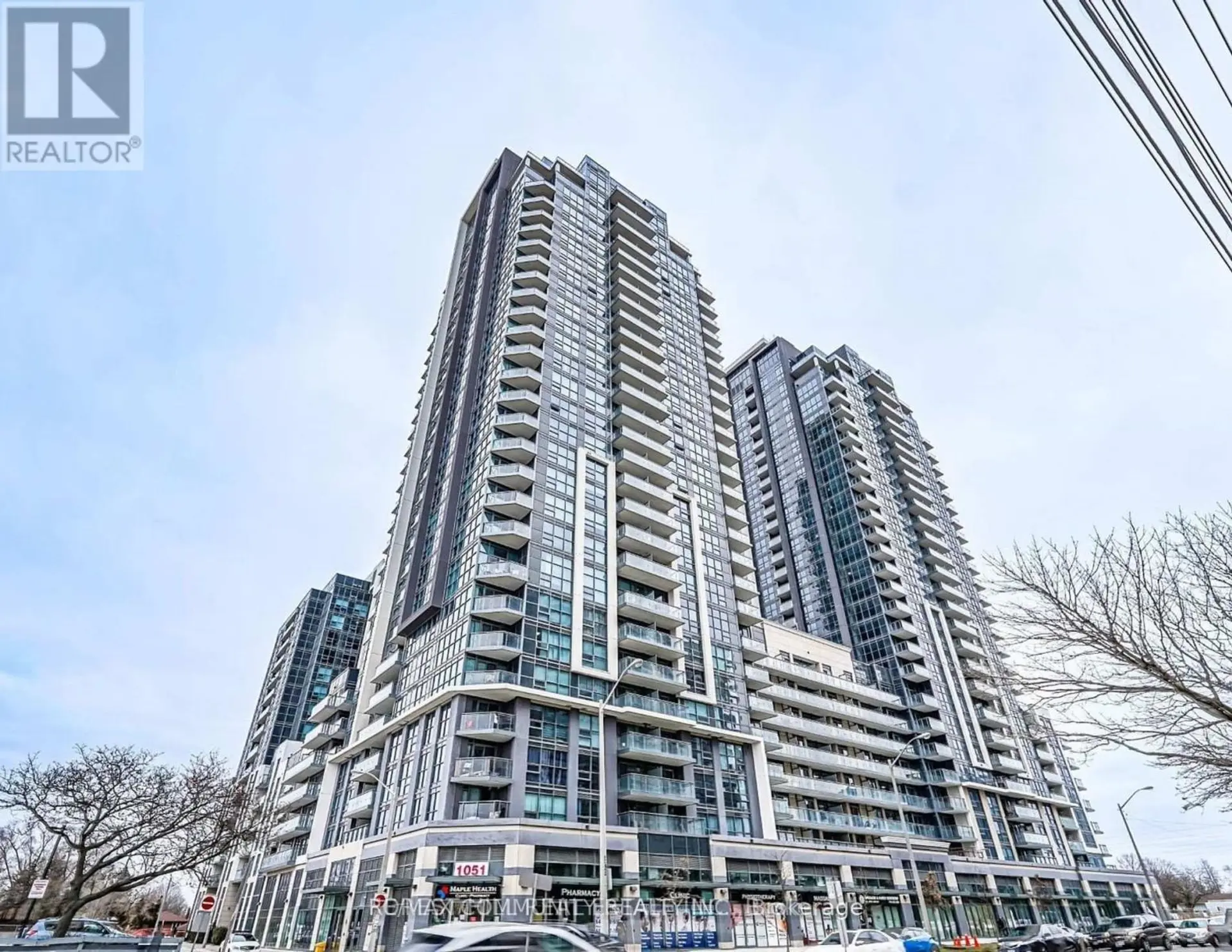 #1408 20 MEADOWGLEN PLACE - Image 1