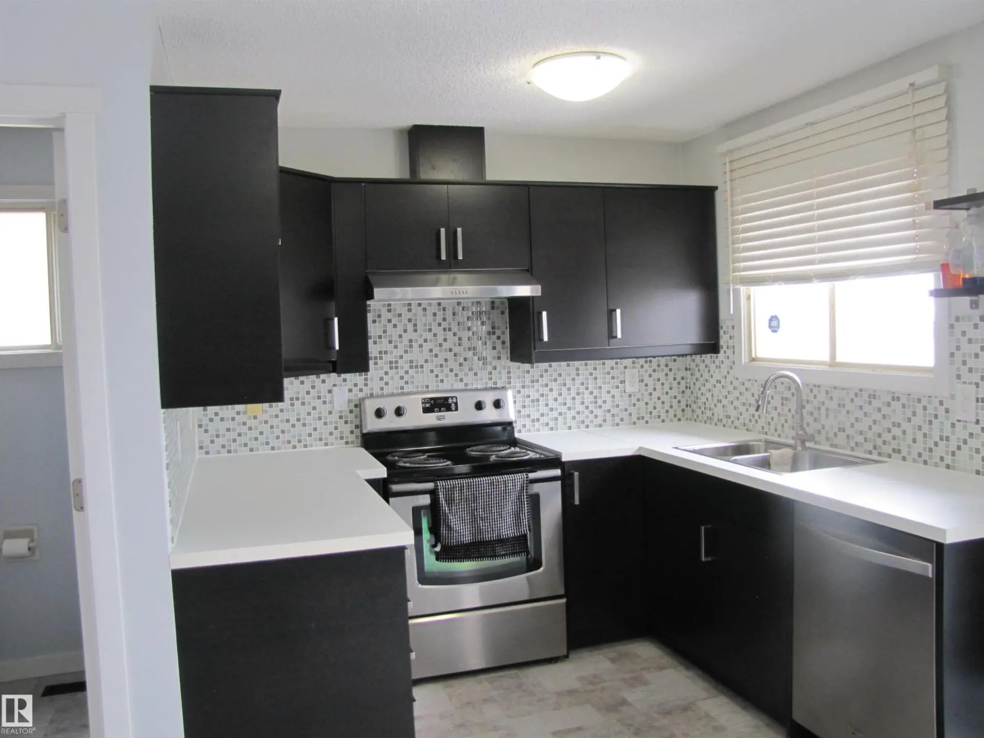 Property at 3617 43A AV NW, Edmonton, AB