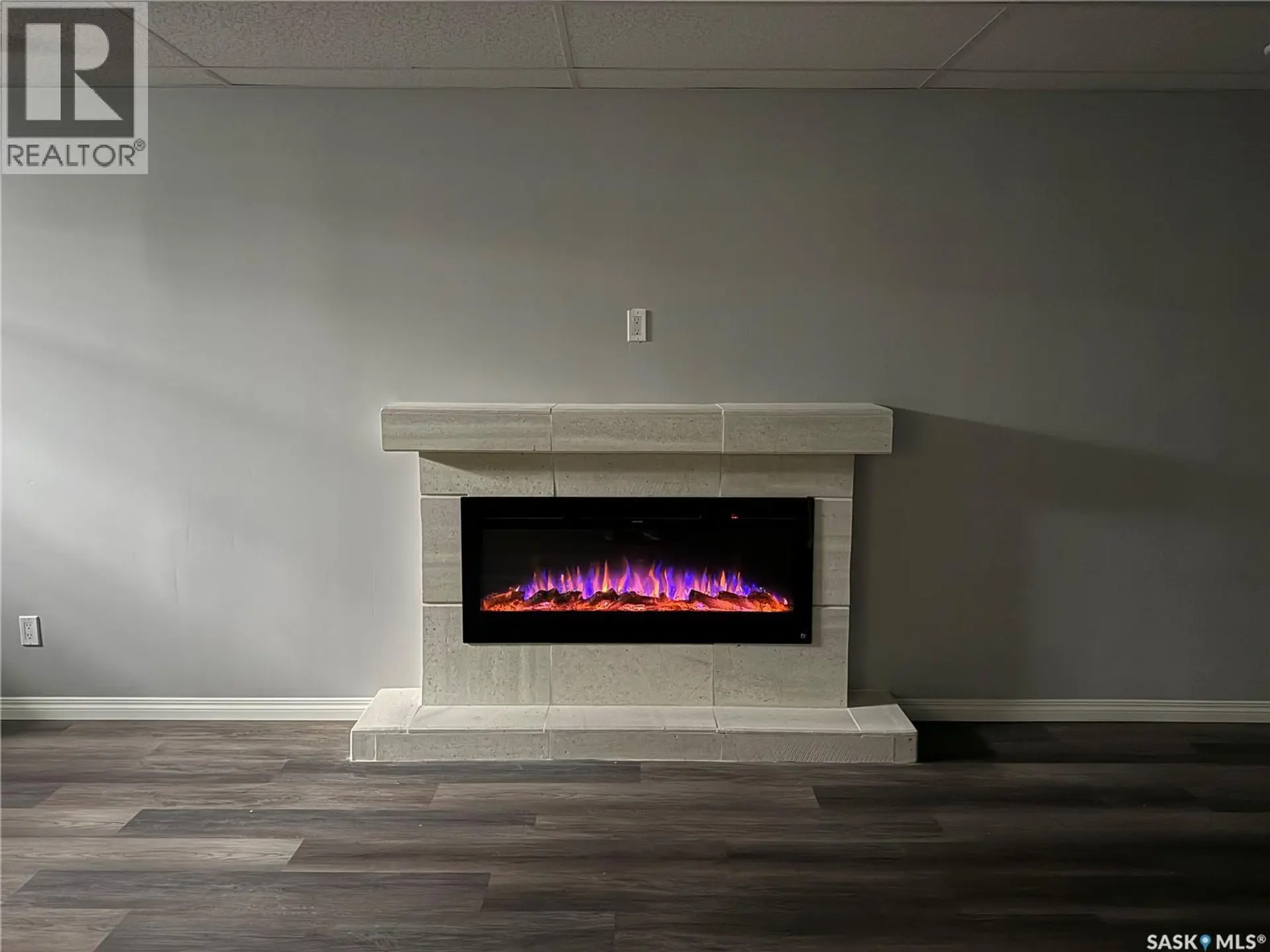 801 Lorne STREET W - Image 12