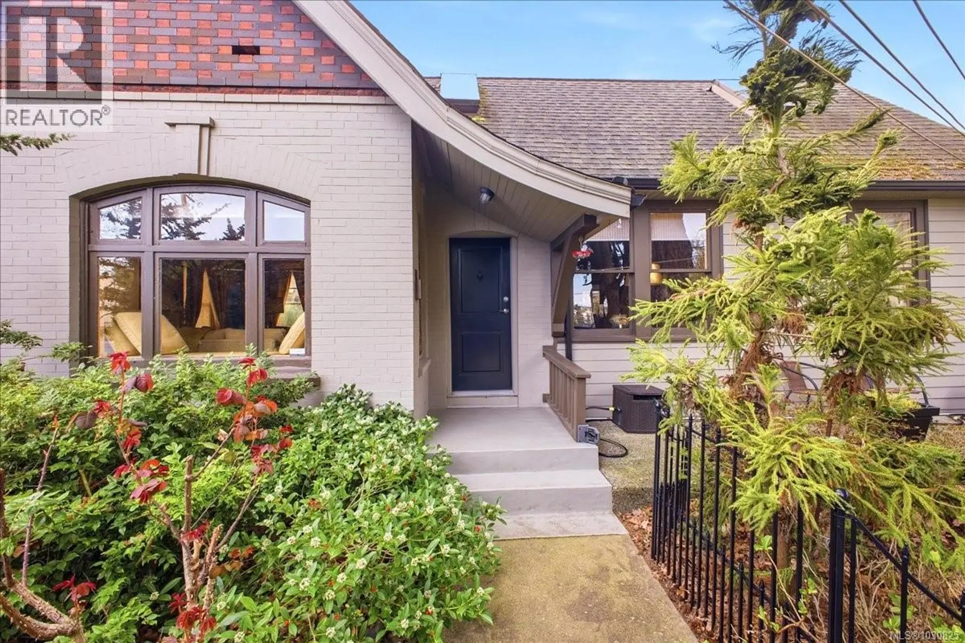Property at 145 Prideaux St, Nanaimo, BC