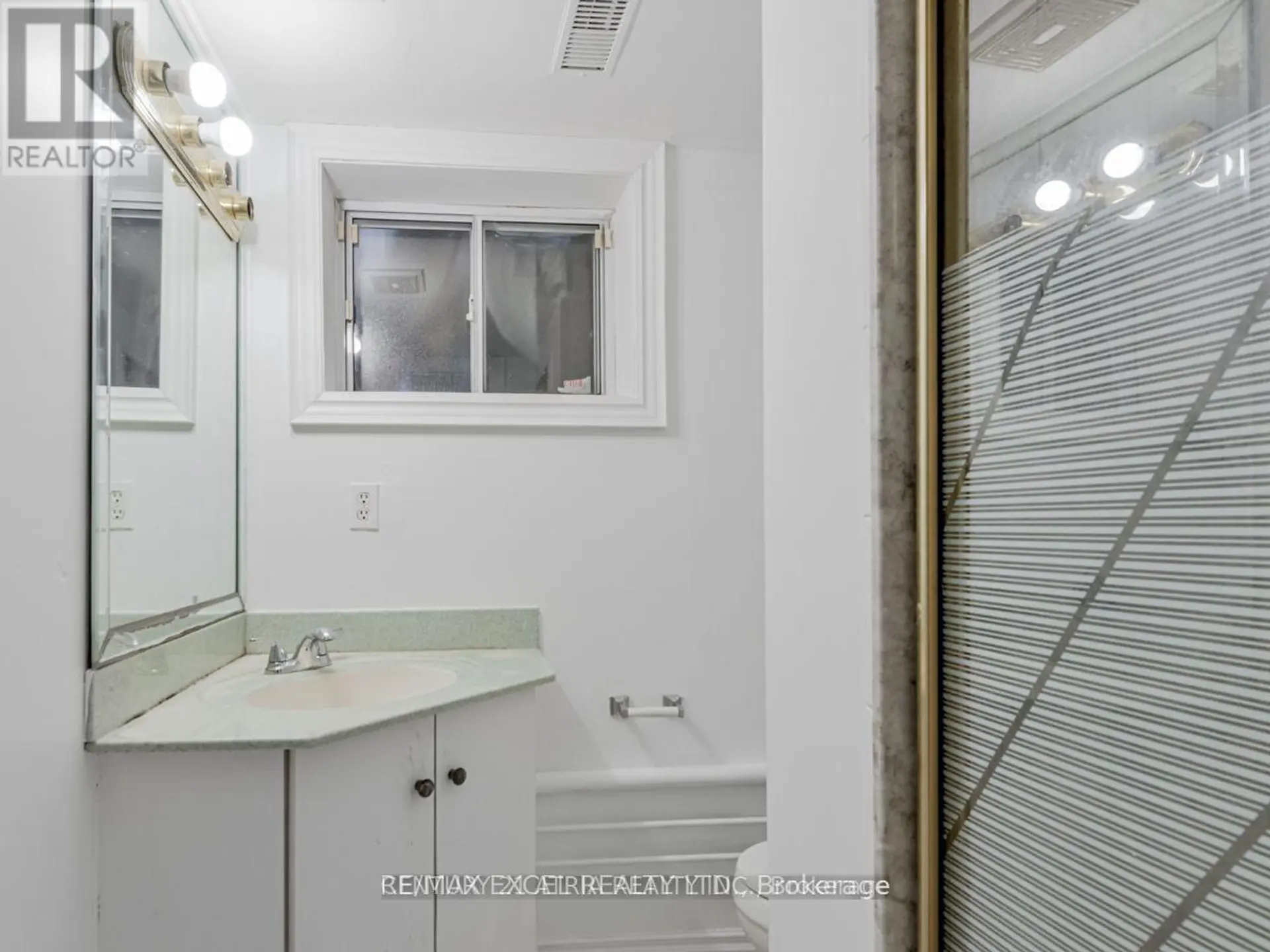 387 CROSBY AVENUE - Image 13