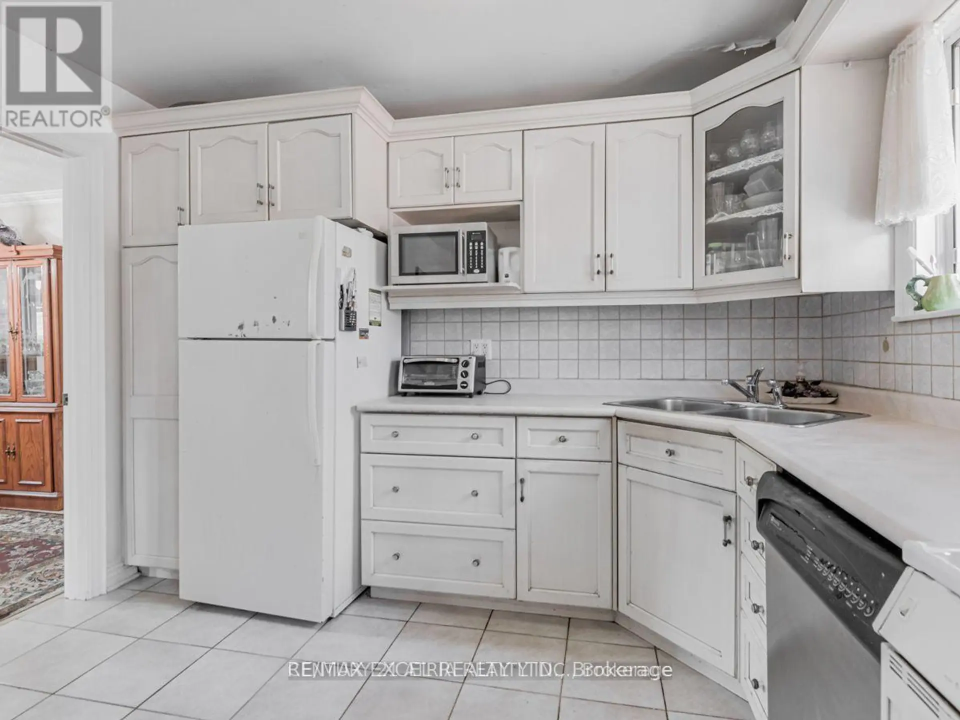 387 CROSBY AVENUE - Image 7