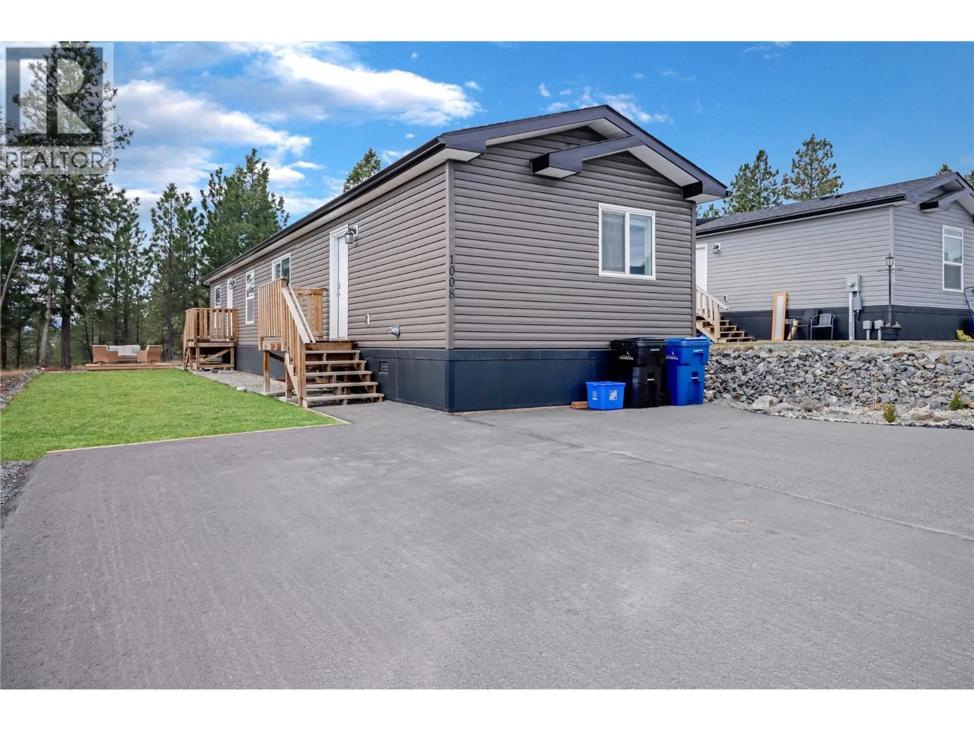 Property at 1008 STEEPLEVIEW Drive NW, Cranbrook, BC
