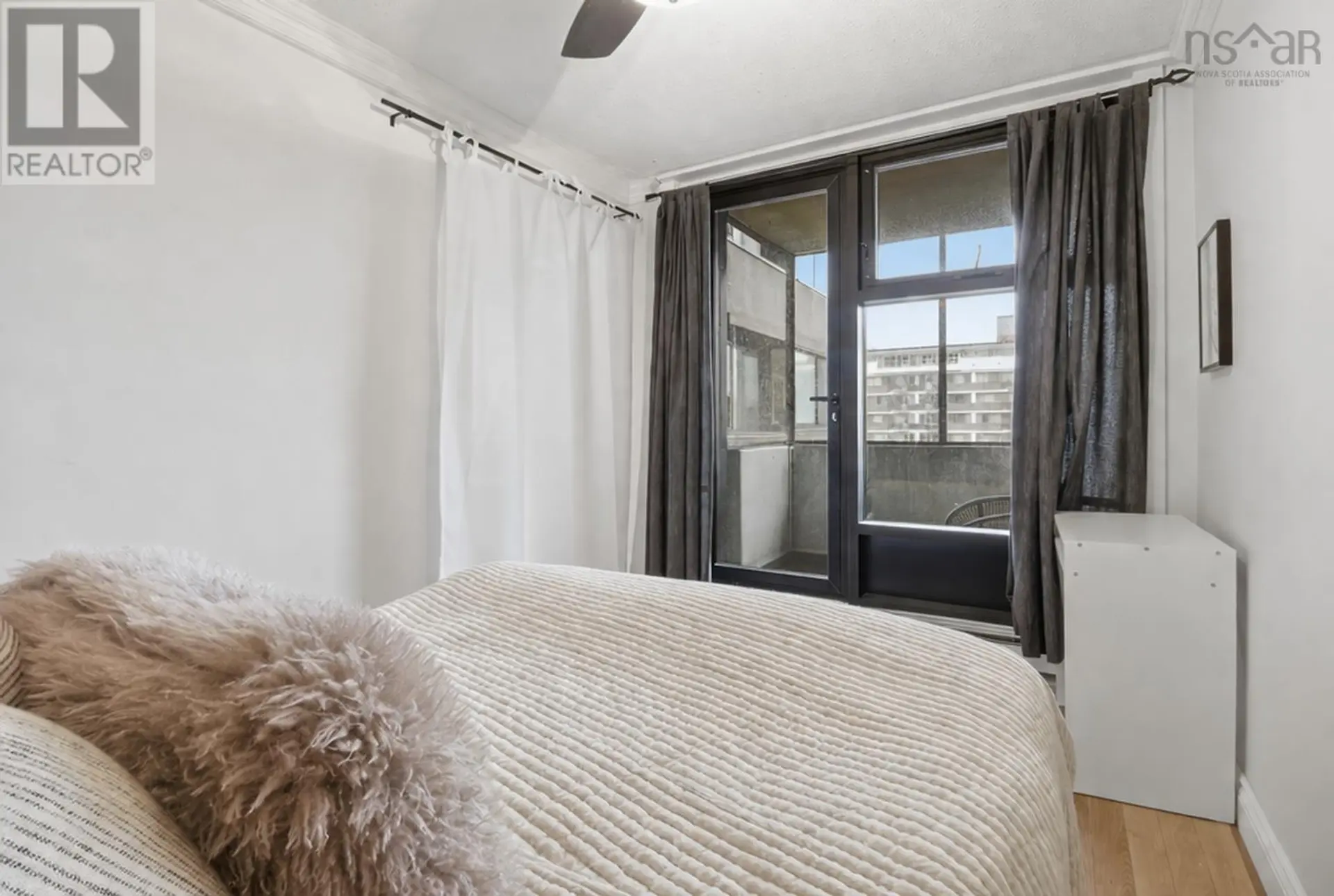 Property at 806 5959 SPRING GARDEN ROAD, Halifax, NS