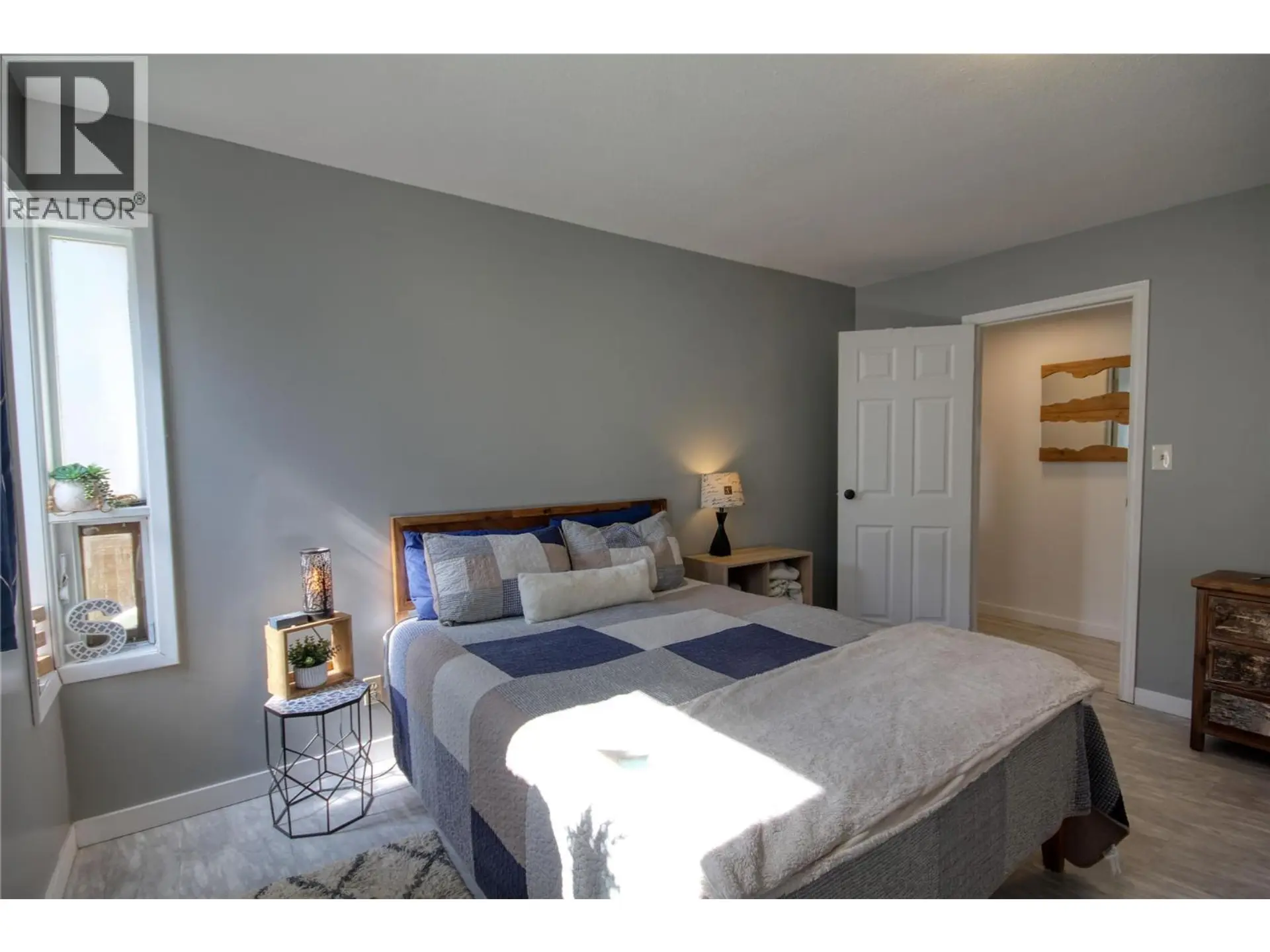 Property at 225 16 AVENUE S, Cranbrook, BC