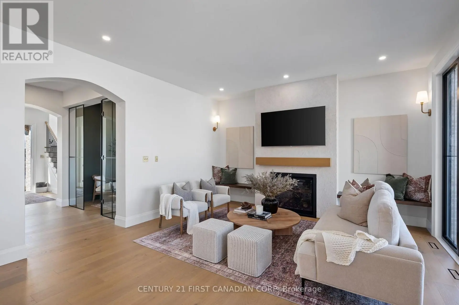 851 WHITE PINE STREET - Image 3