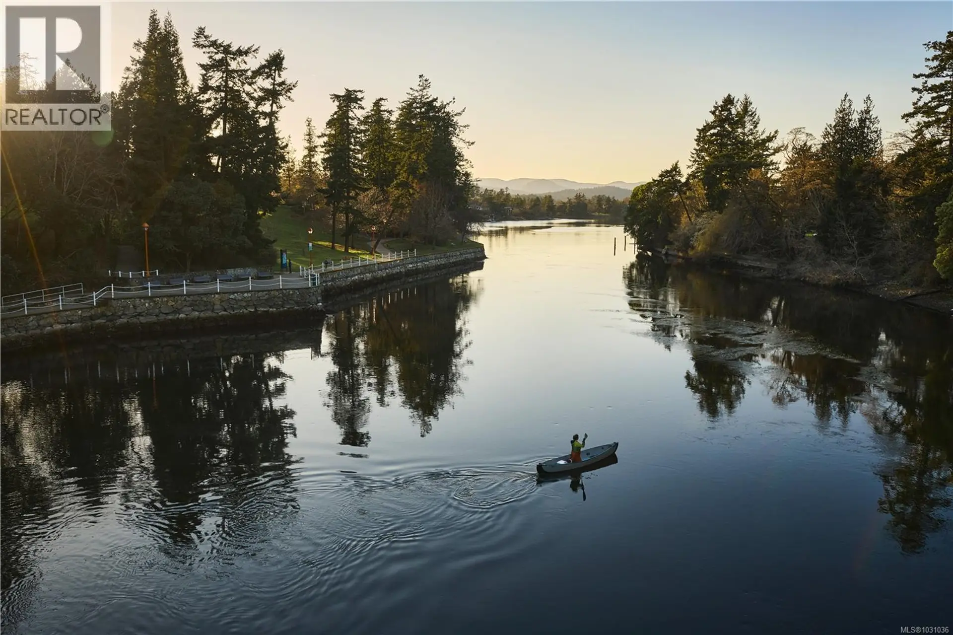 Property at #311 1075 TILLICUM RD, Esquimalt, BC