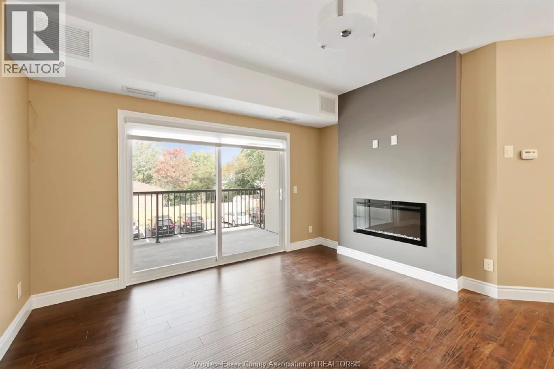 #205 480 FAIRVIEW - Image 10