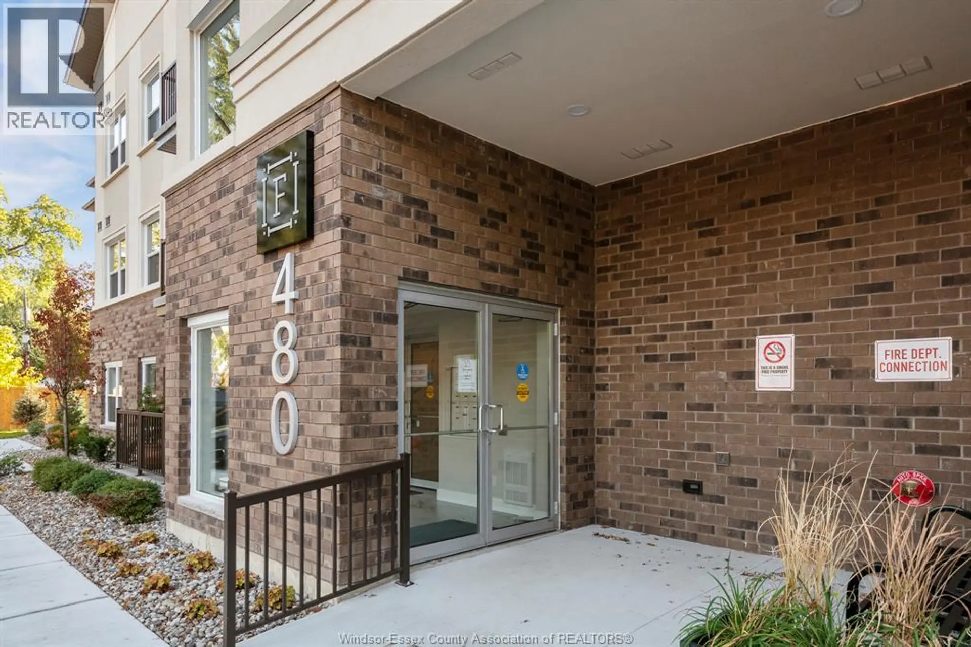 #205 480 FAIRVIEW - Image 3