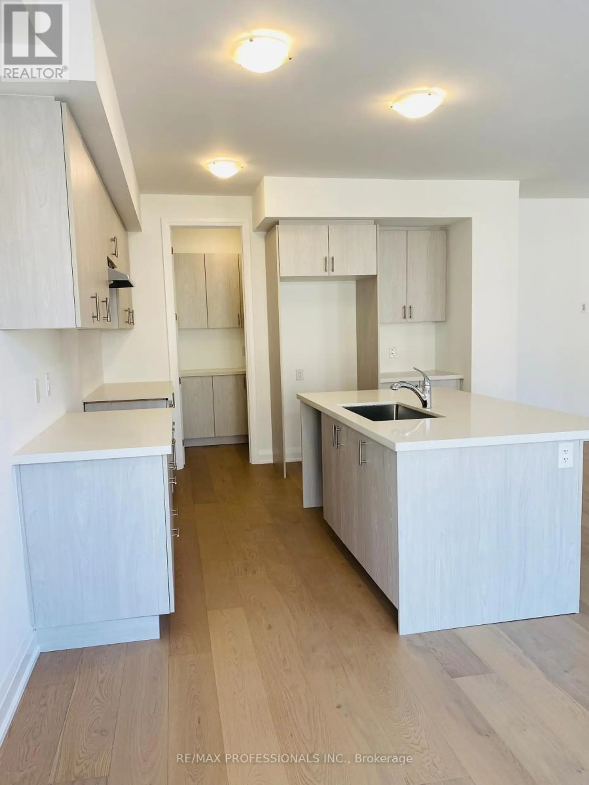 14 BARNYARD TRAIL - Image 2