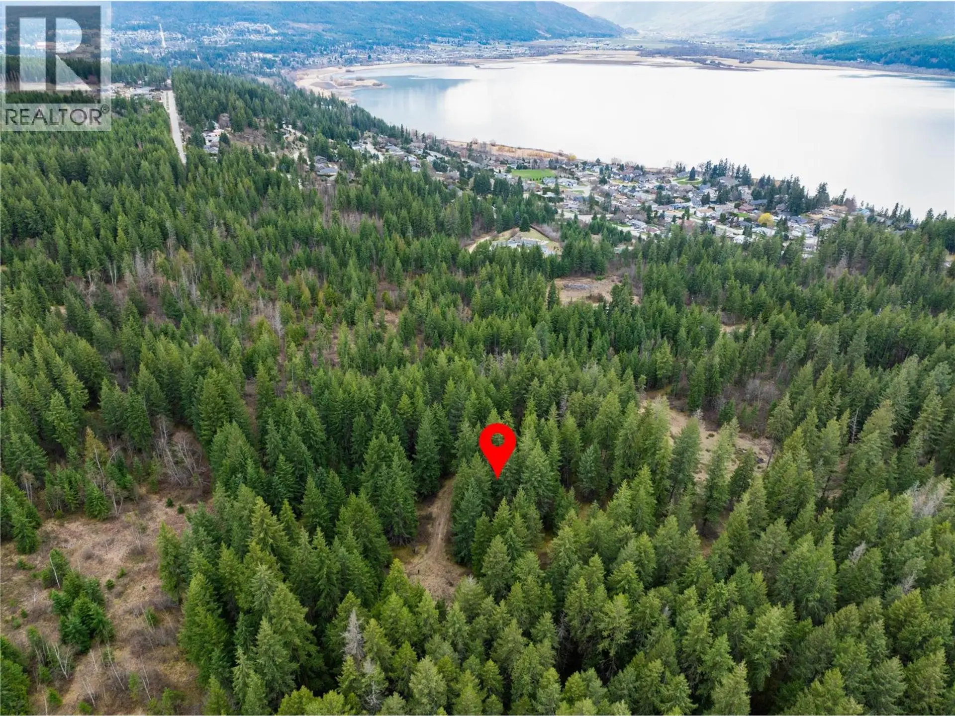 Property at 5560 LAKESHORE ROAD NE, Salmon Arm, BC