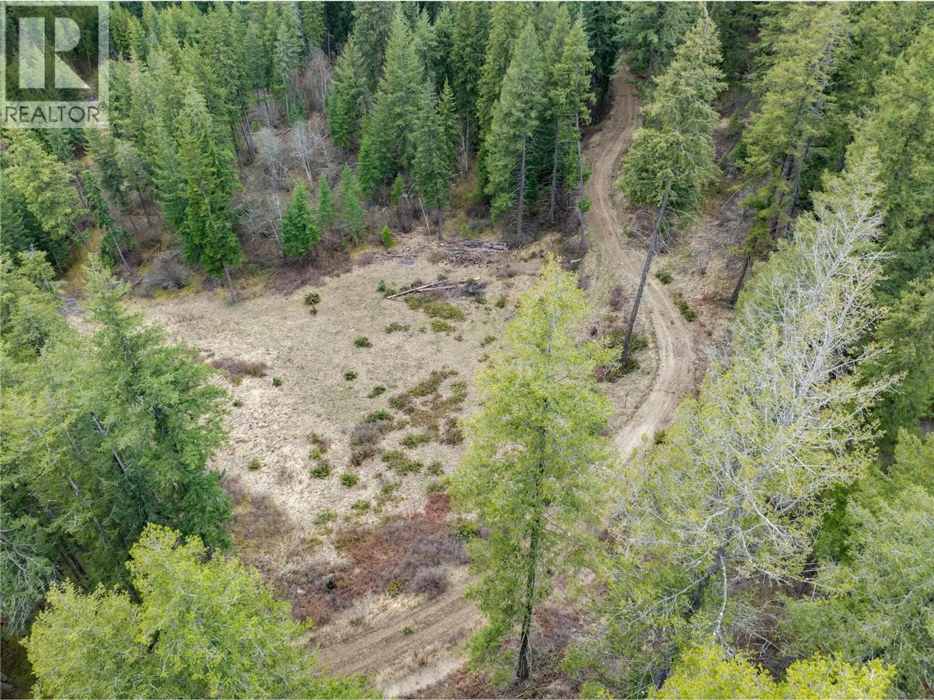 Property at 5560 LAKESHORE ROAD NE, Salmon Arm, BC