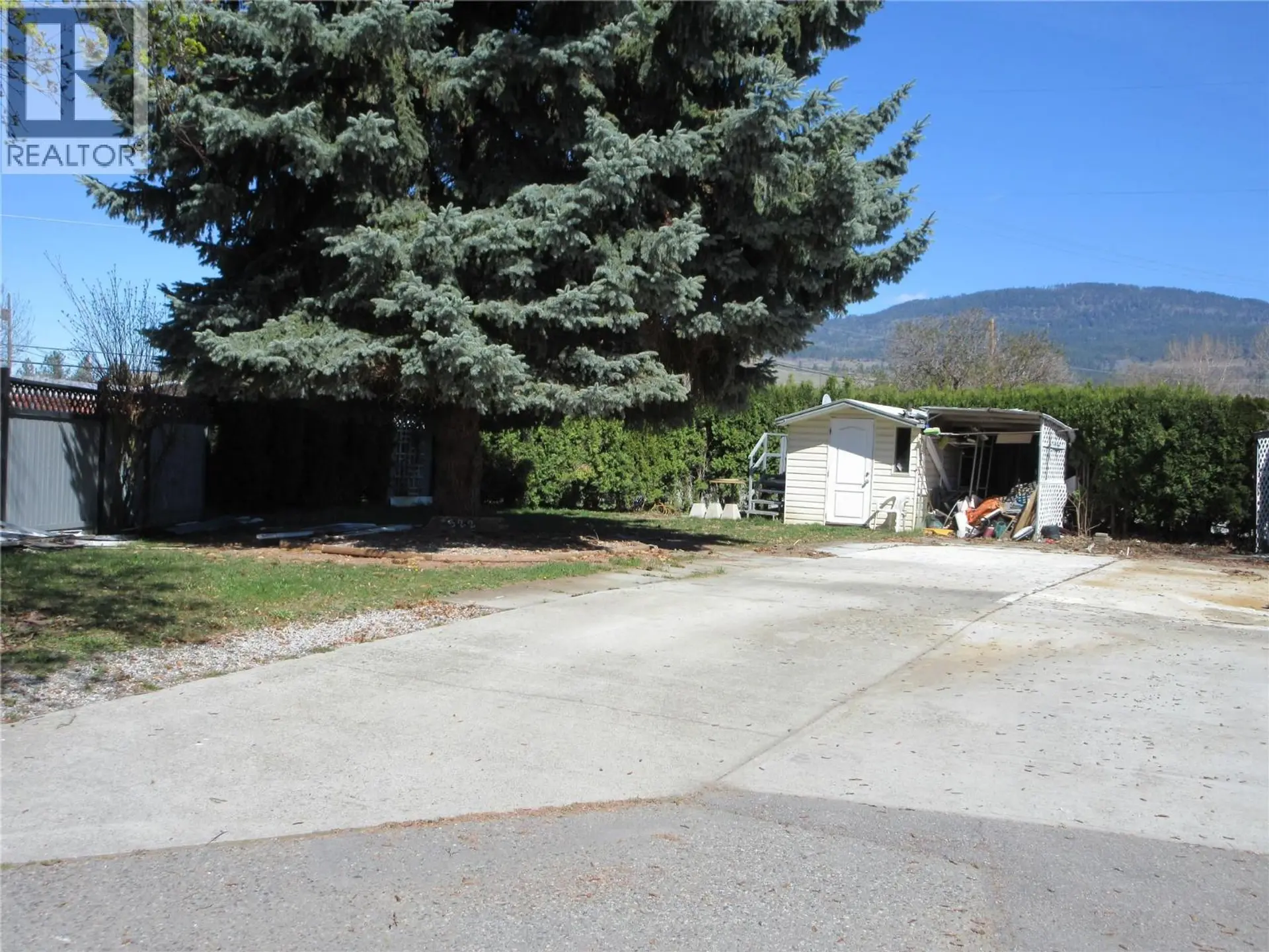 #522 415 Commonwealth Road - Image 2