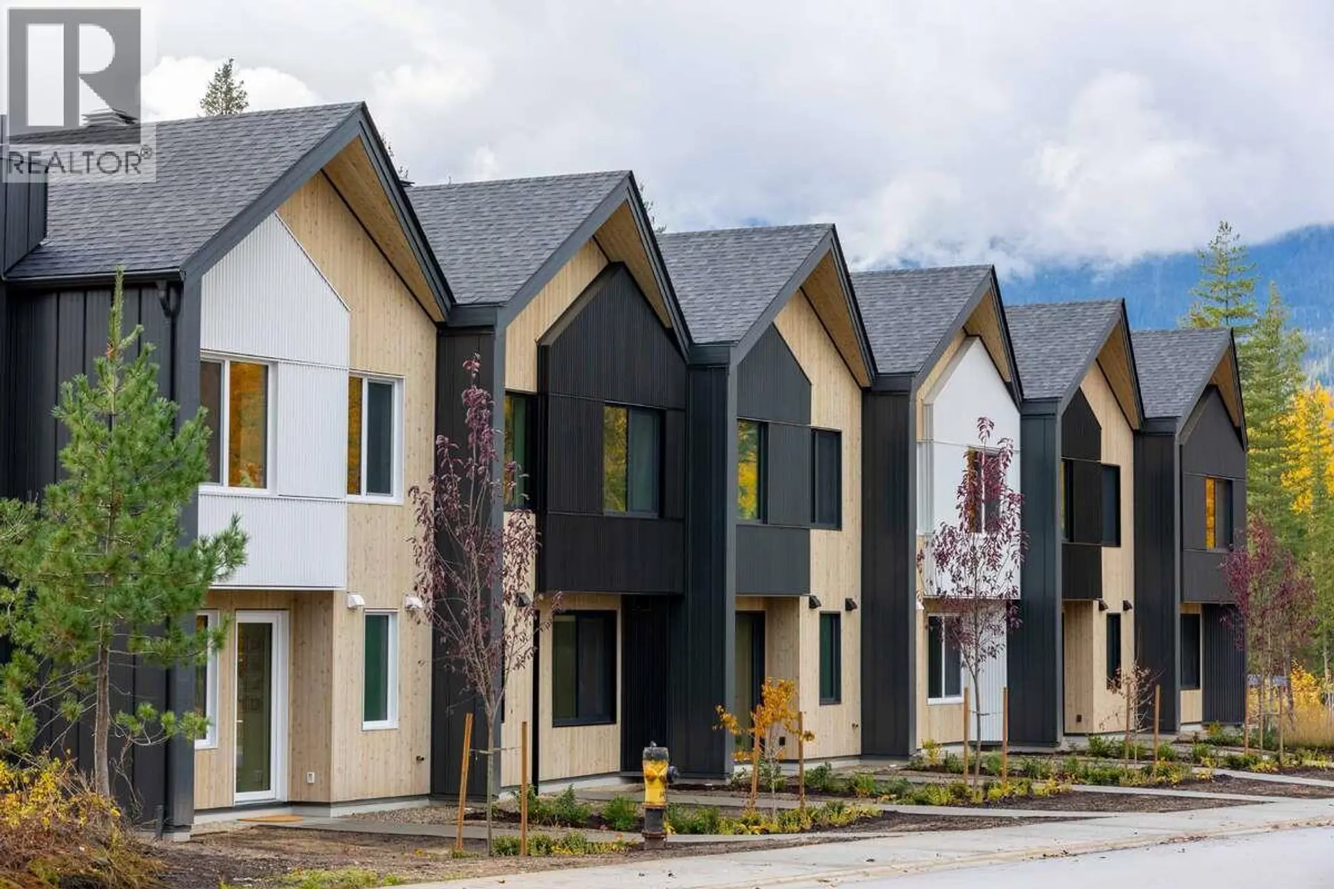 Property at 1032 WILLIAMS GATE LANE, Revelstoke, BC