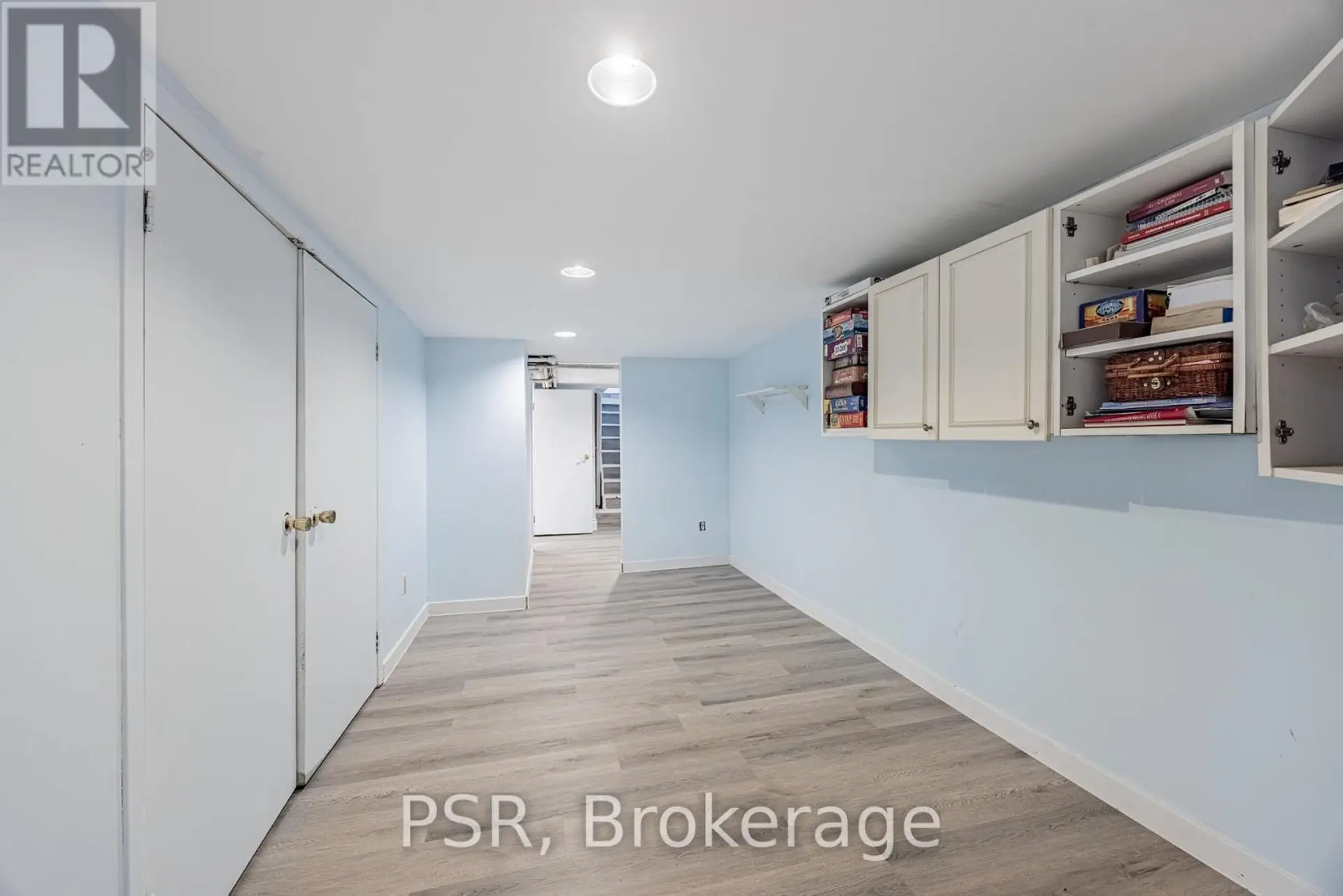 285 ROBINA AVENUE - Image 11