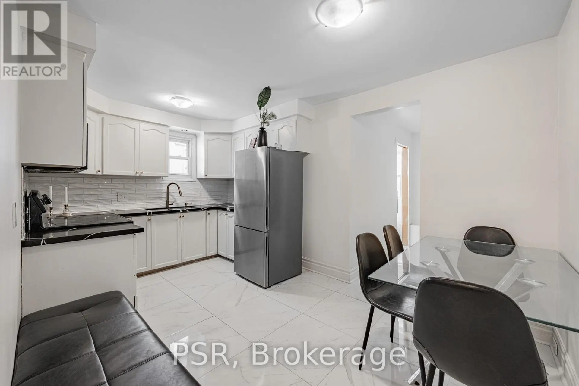 285 ROBINA AVENUE - Image 6
