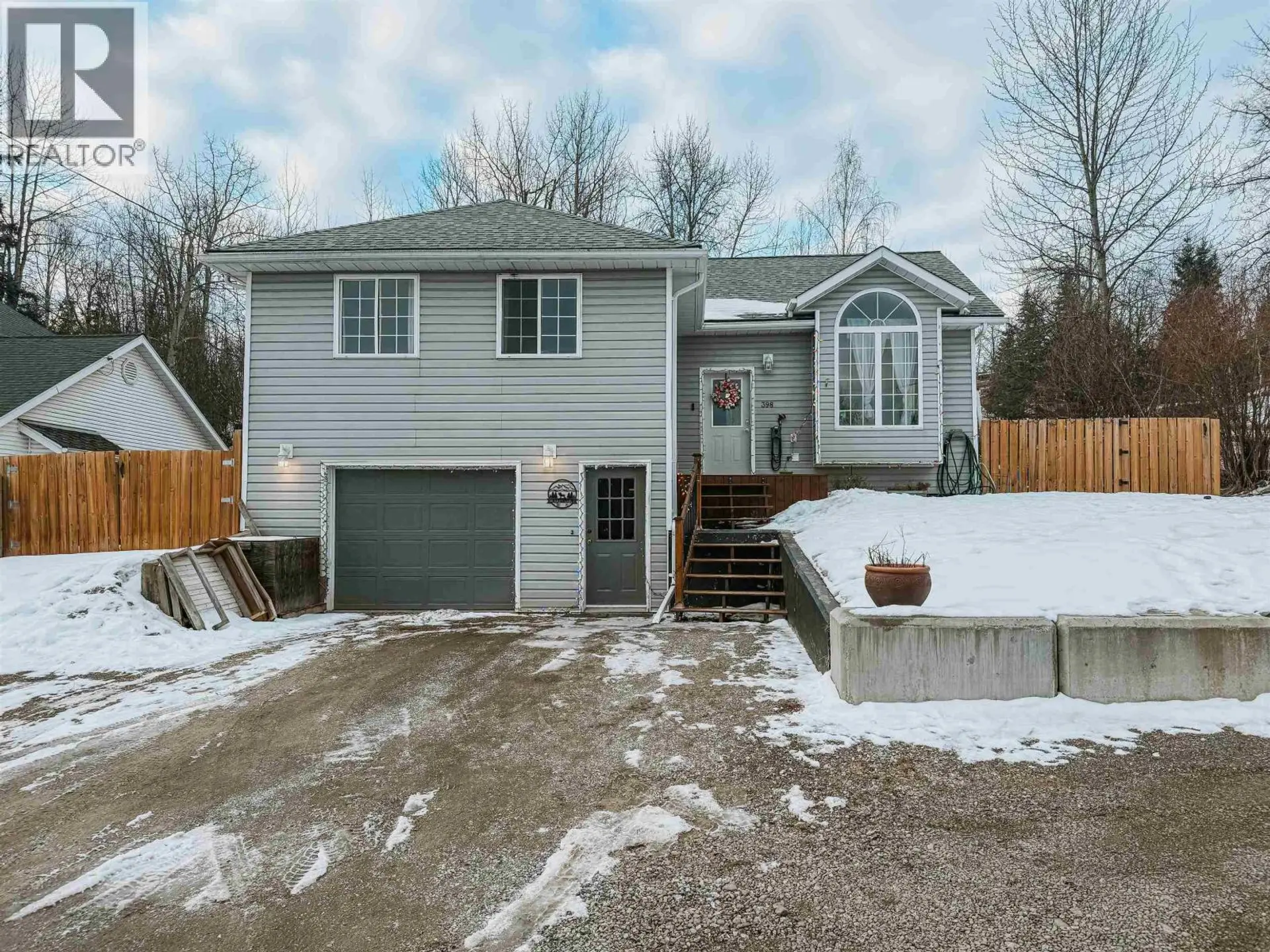 Property at 398 W 5TH STREET, Vanderhoof, BC