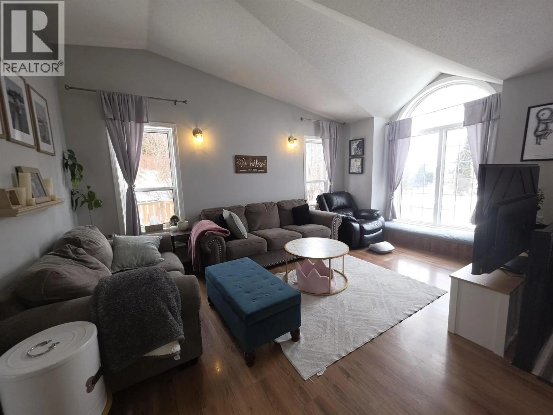 Property at 398 W 5TH STREET, Vanderhoof, BC