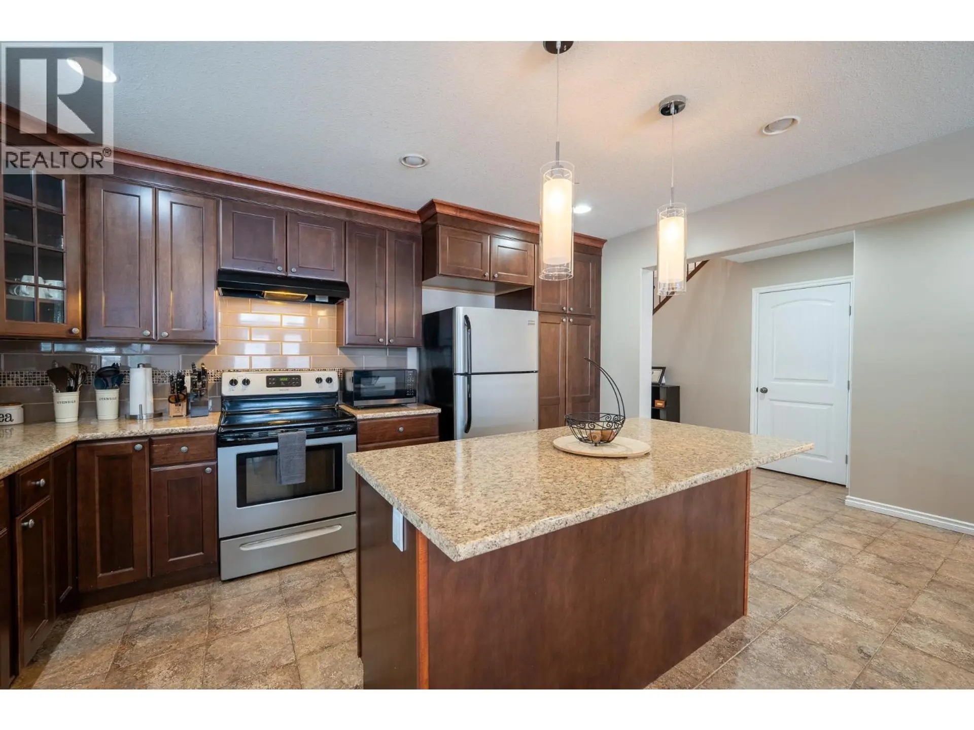 Property at 10009 117 AVENUE, Fort St. John, BC