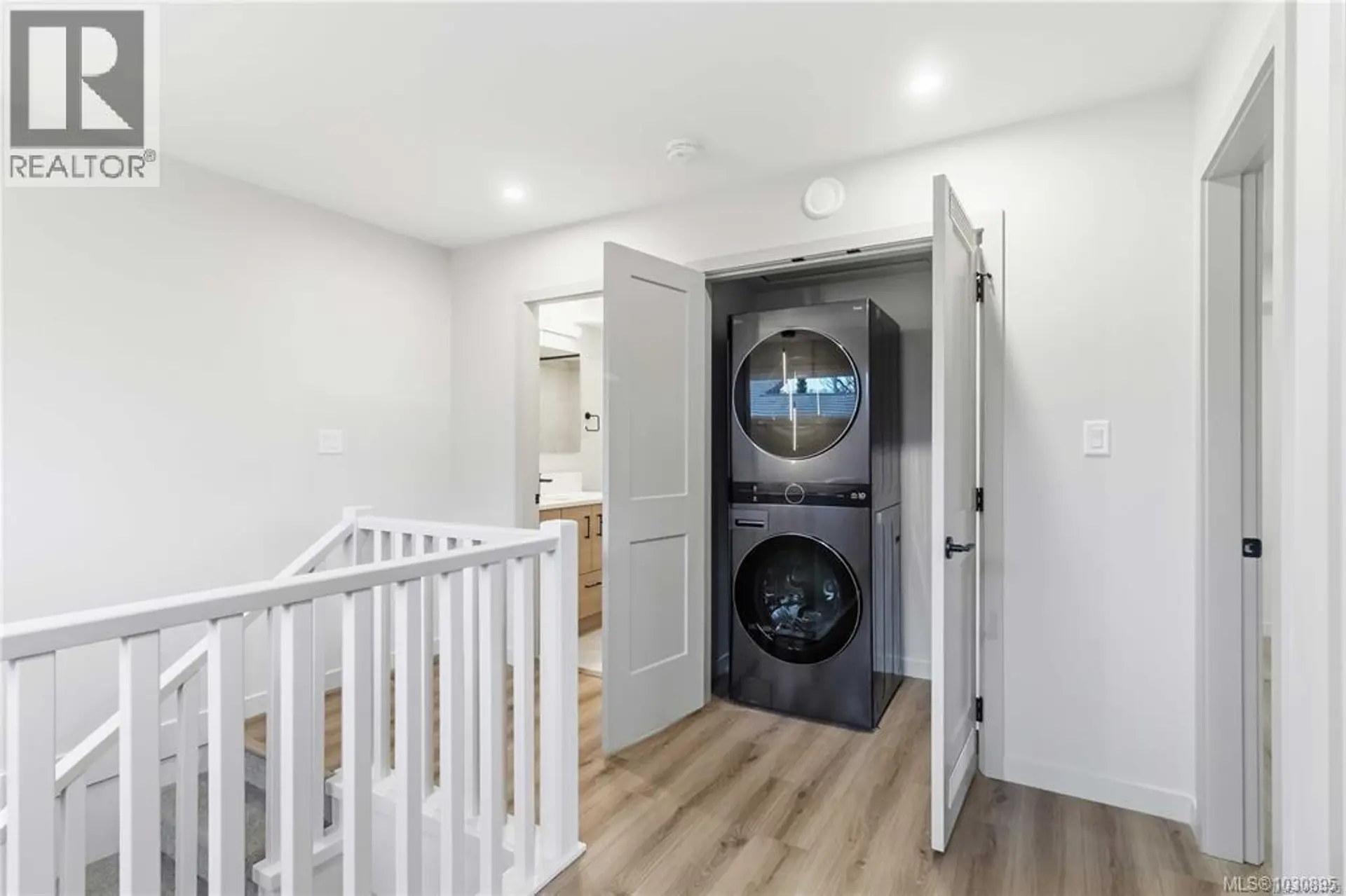 Property at #4 1789 EMERSON ST, Victoria, BC