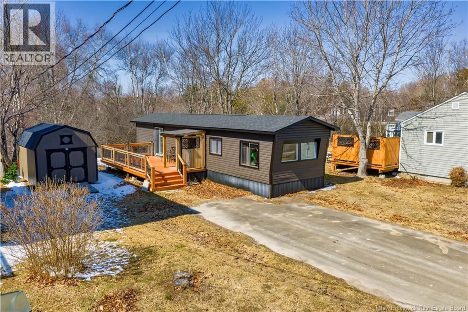 16 Fourth Avenue - Image 2