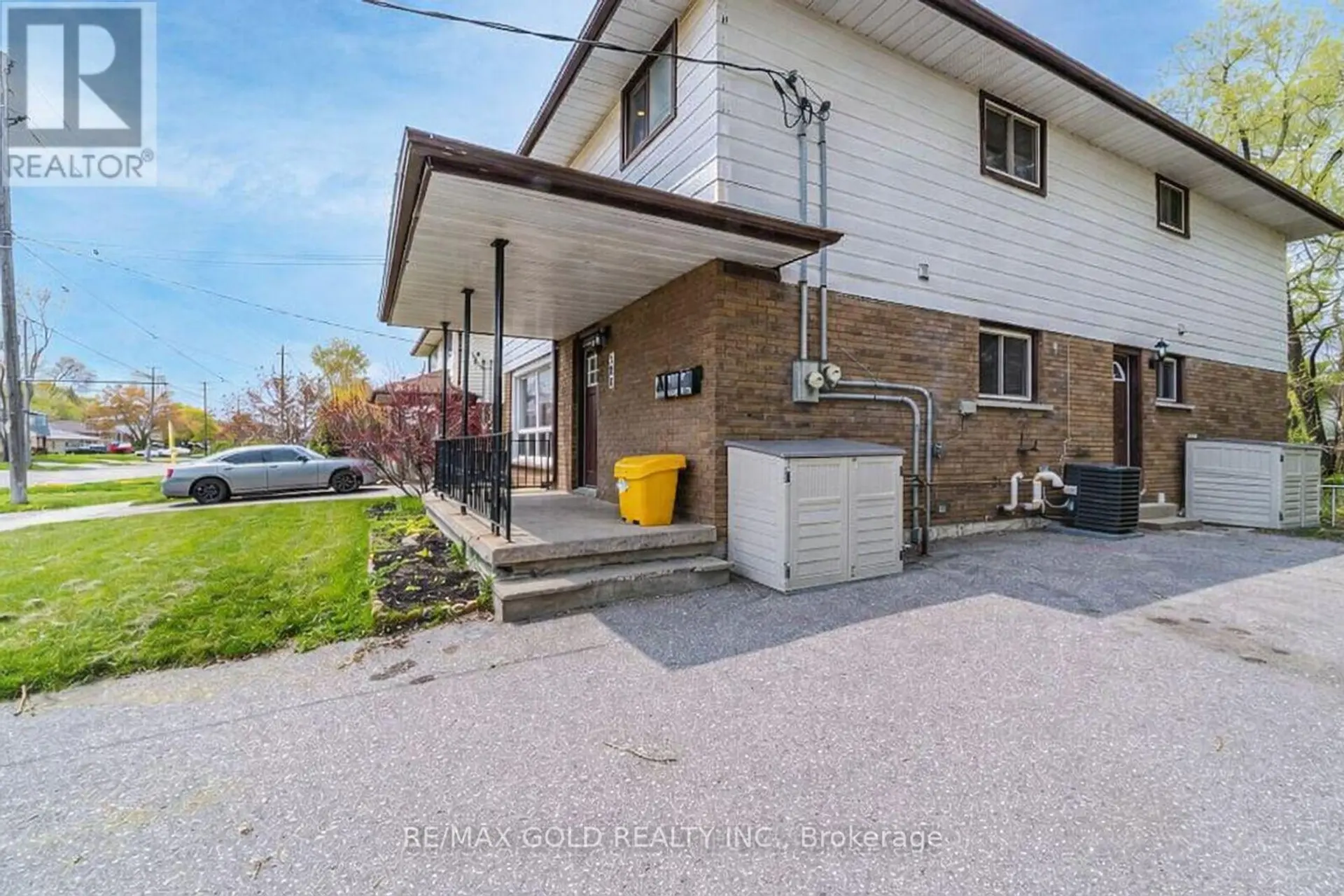 580 GIBB STREET - Image 2