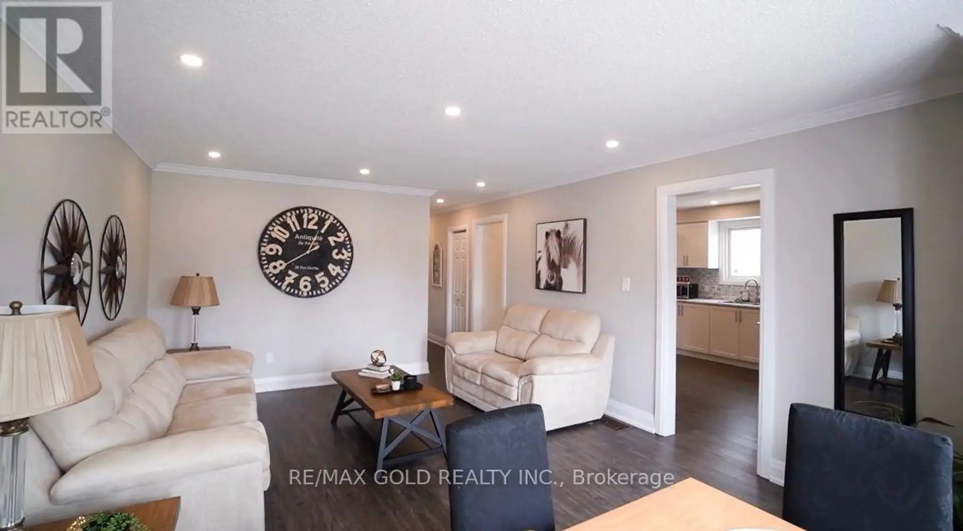580 GIBB STREET - Image 3