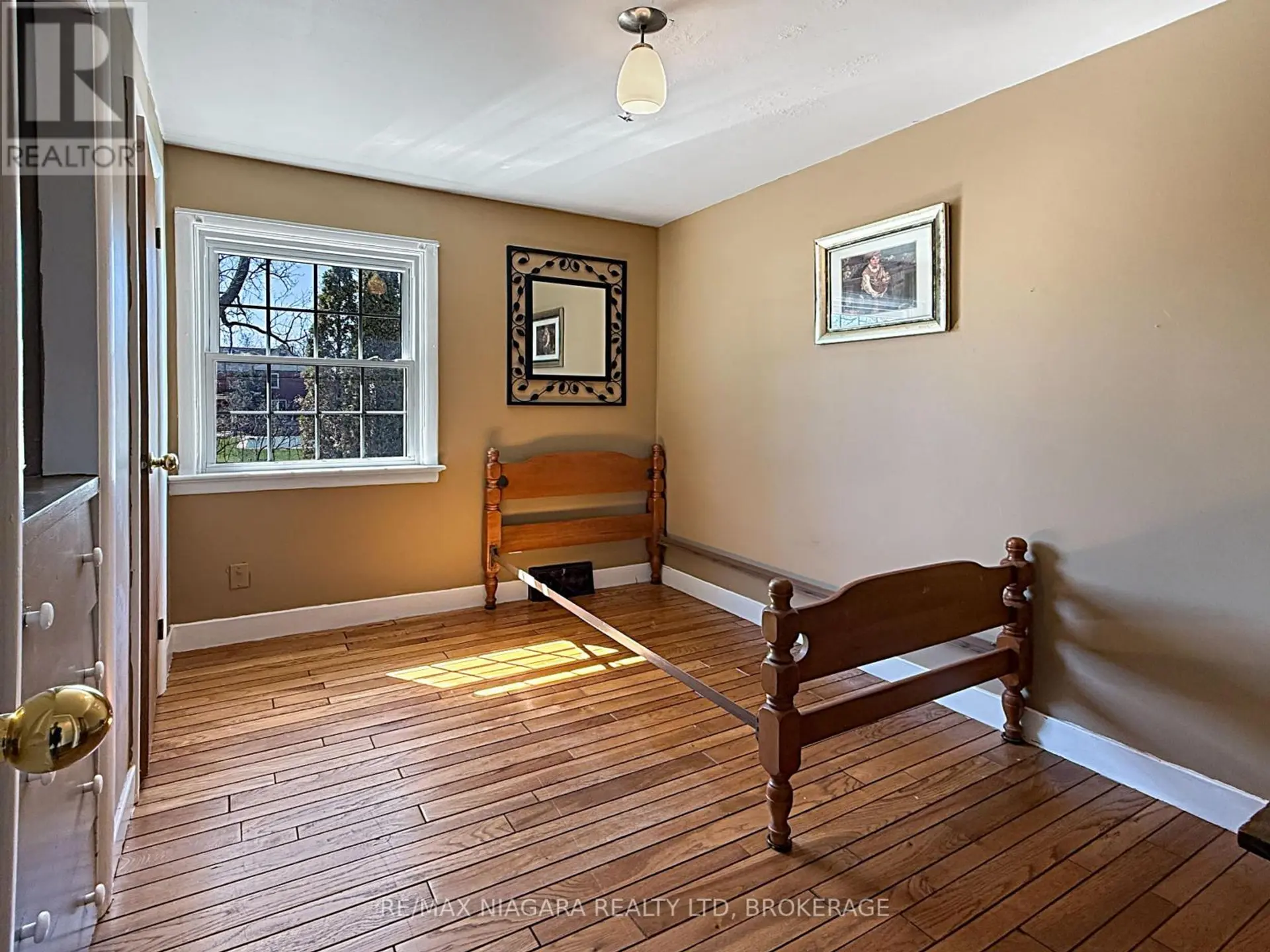 21 HIGHLAND AVENUE - Image 13