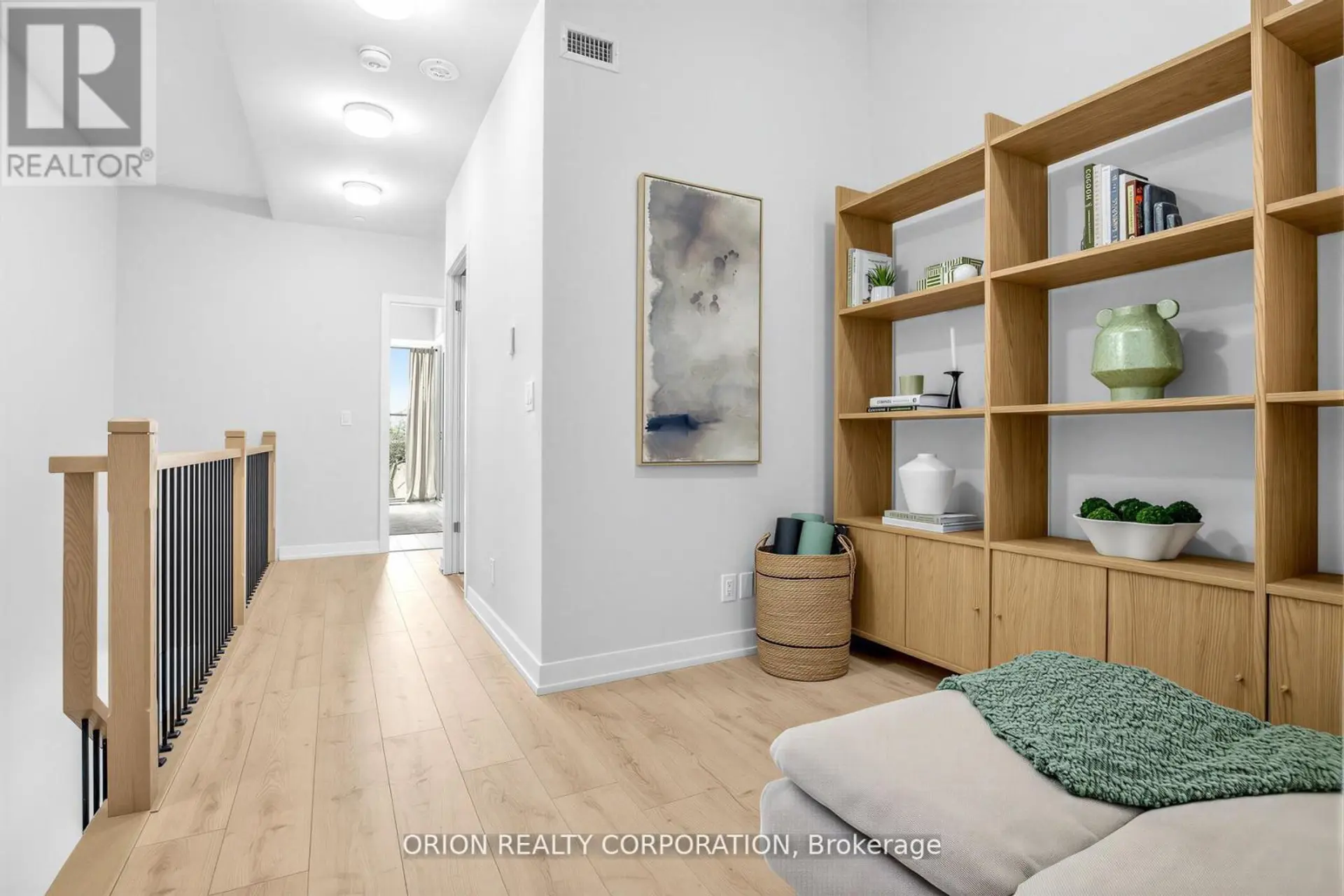 #110 201 BROCK STREET S - Image 11