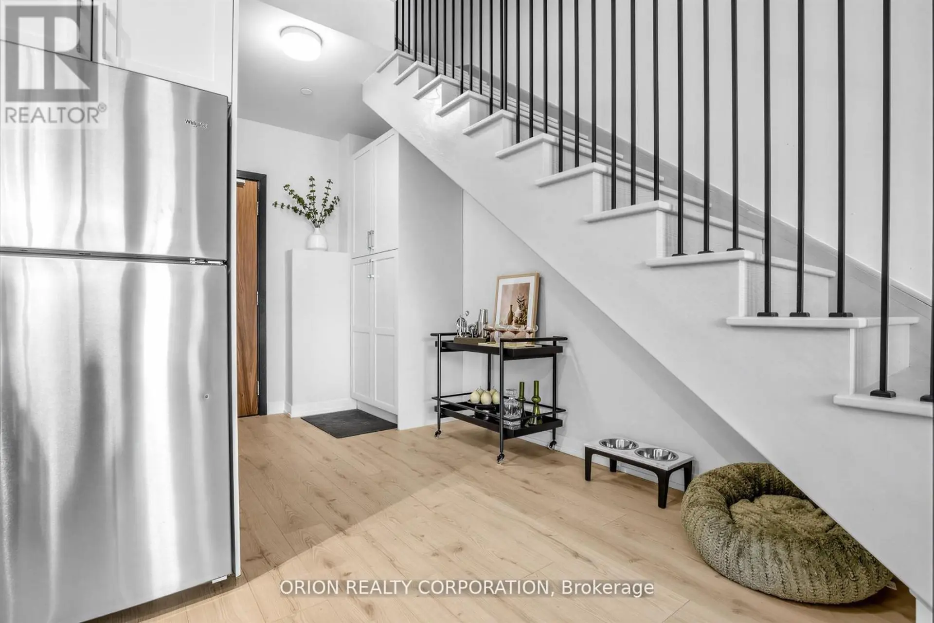 #110 201 BROCK STREET S - Image 9
