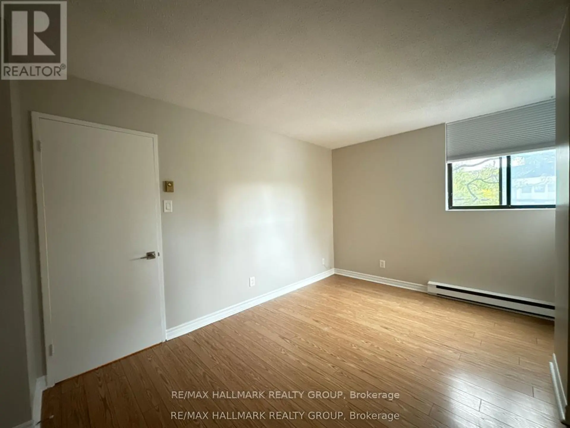 #104 191 PARKDALE AVENUE - Image 12