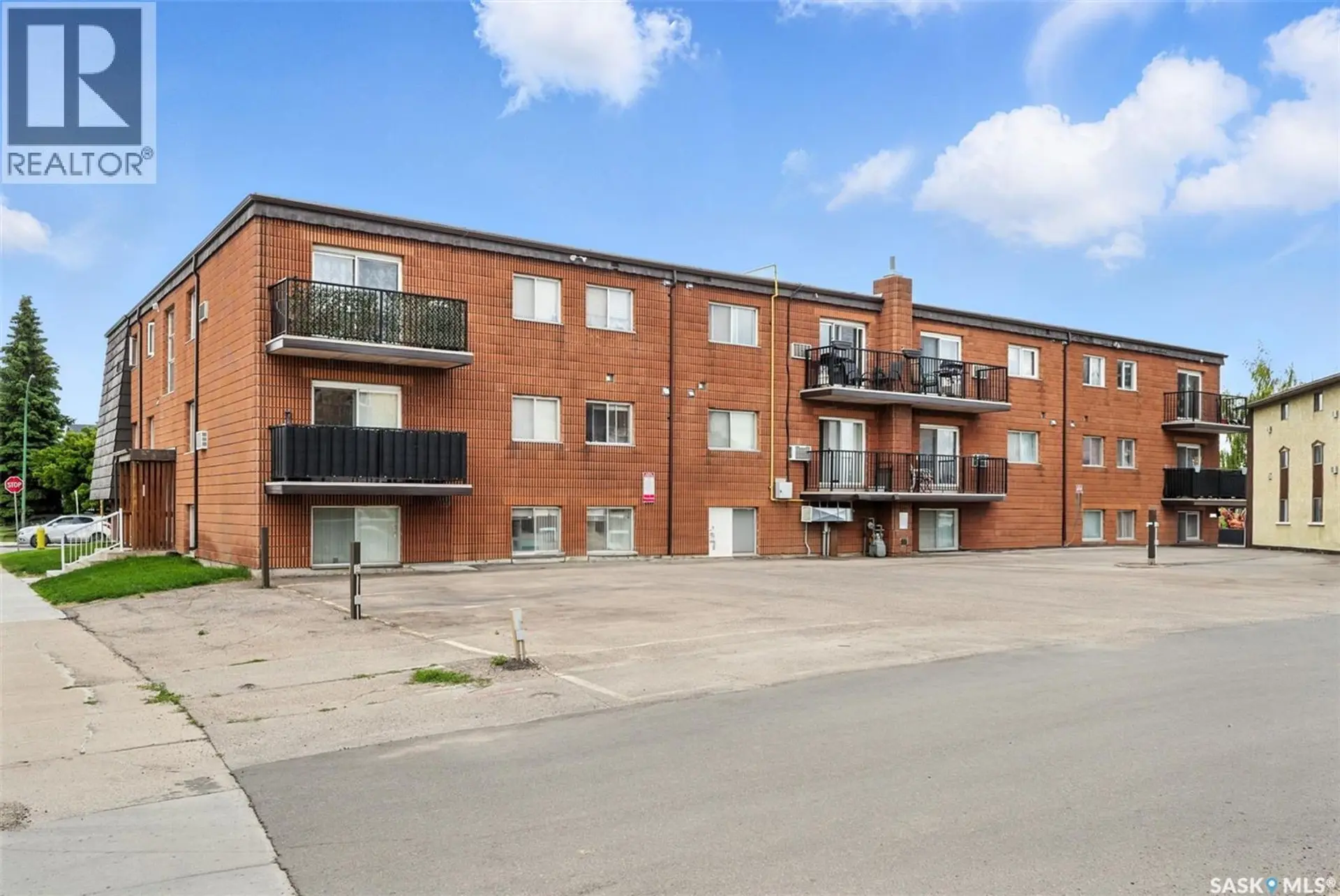 Property at #15 20 ASSINIBOINE DRIVE, Saskatoon, SK