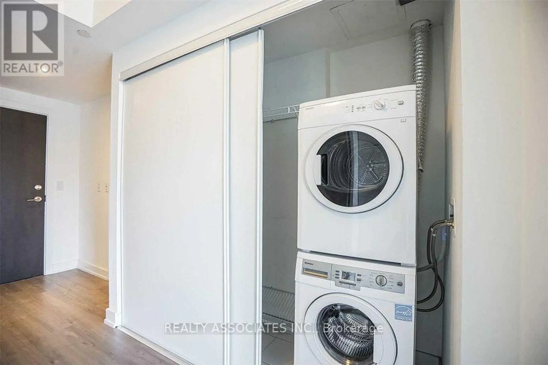 #307 6 PARKWOOD AVENUE - Image 17