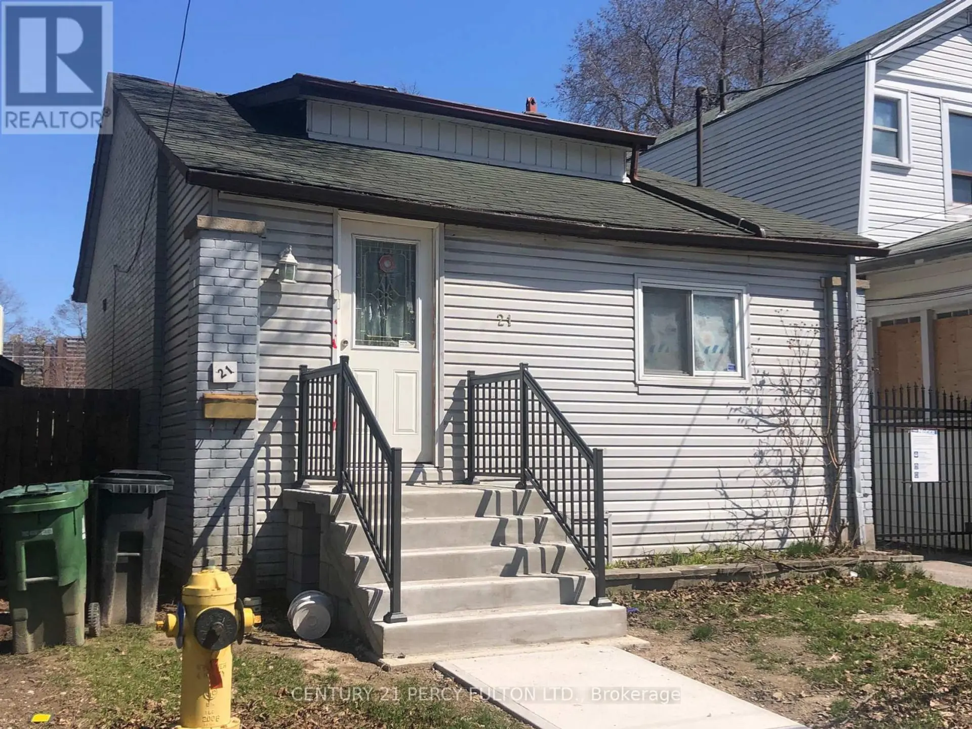 21 EASTDALE AVENUE - Image 1