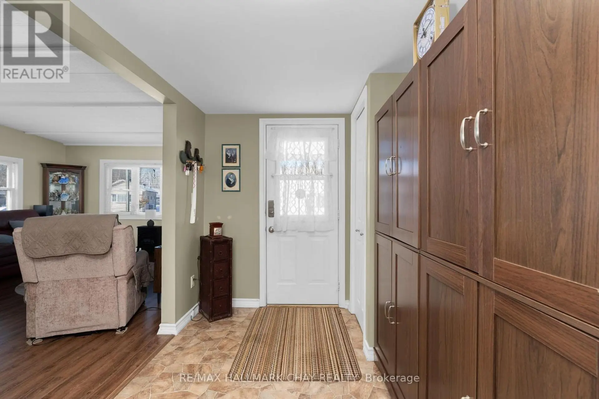 #42 4976 25TH SIDE ROAD - Image 2