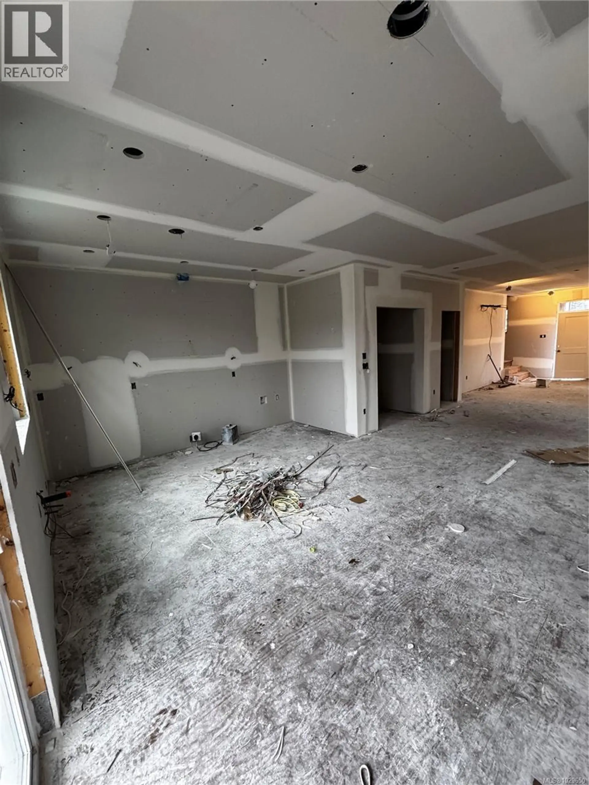 Property at #A 2235 SHELBOURNE ST, Victoria, BC