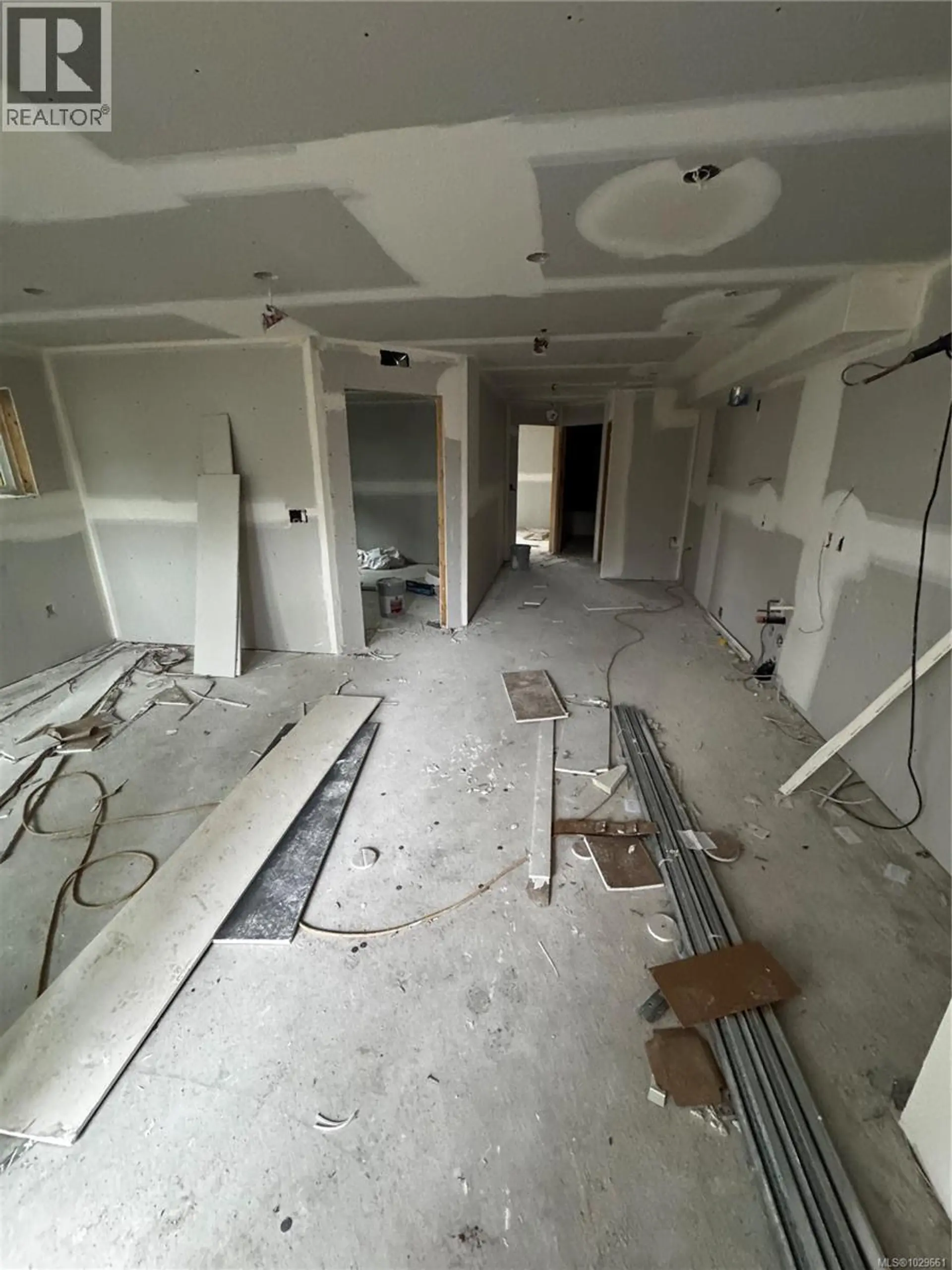 Property at #C 2235 SHELBOURNE ST, Victoria, BC