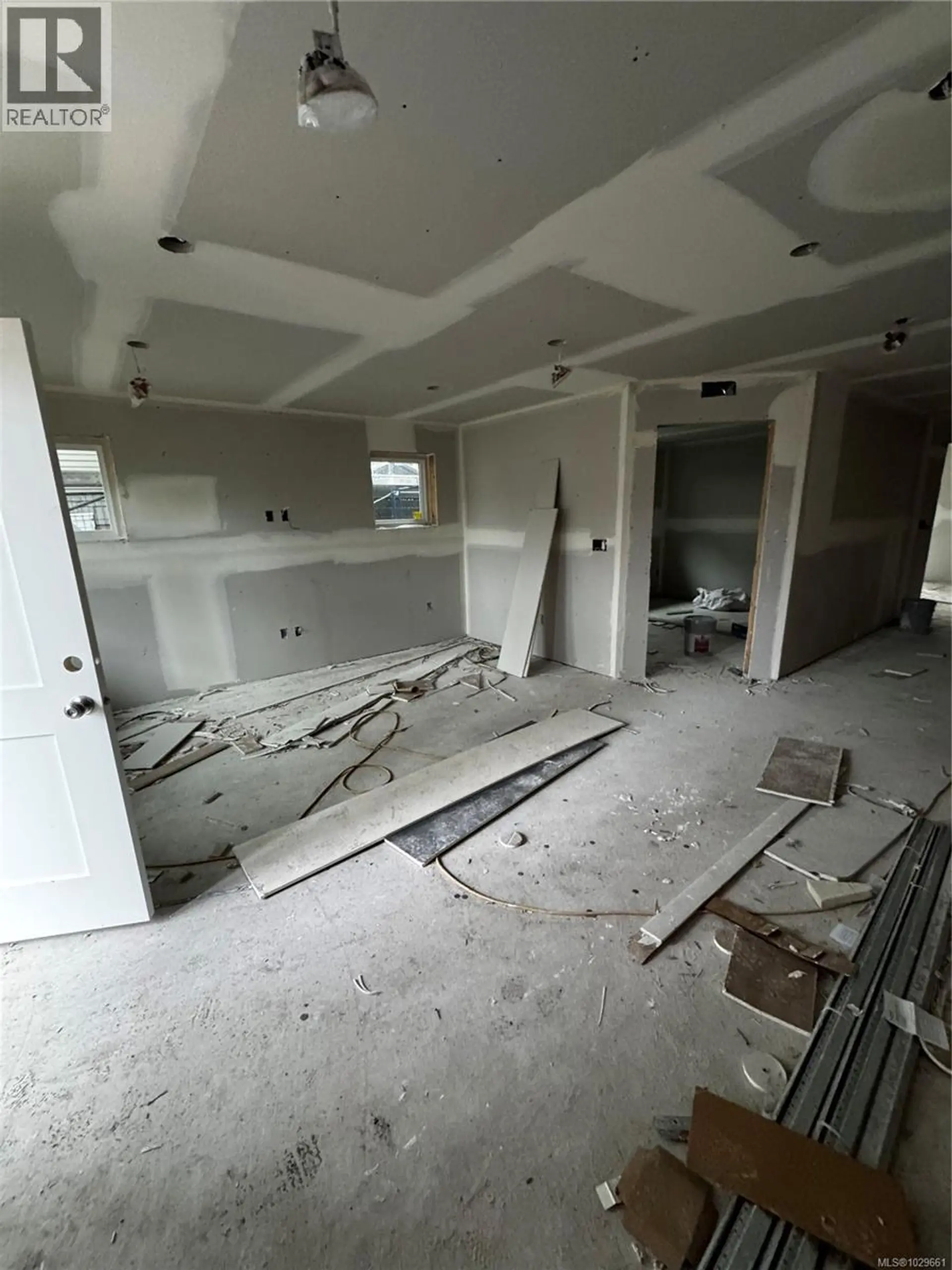 Property at #C 2235 SHELBOURNE ST, Victoria, BC