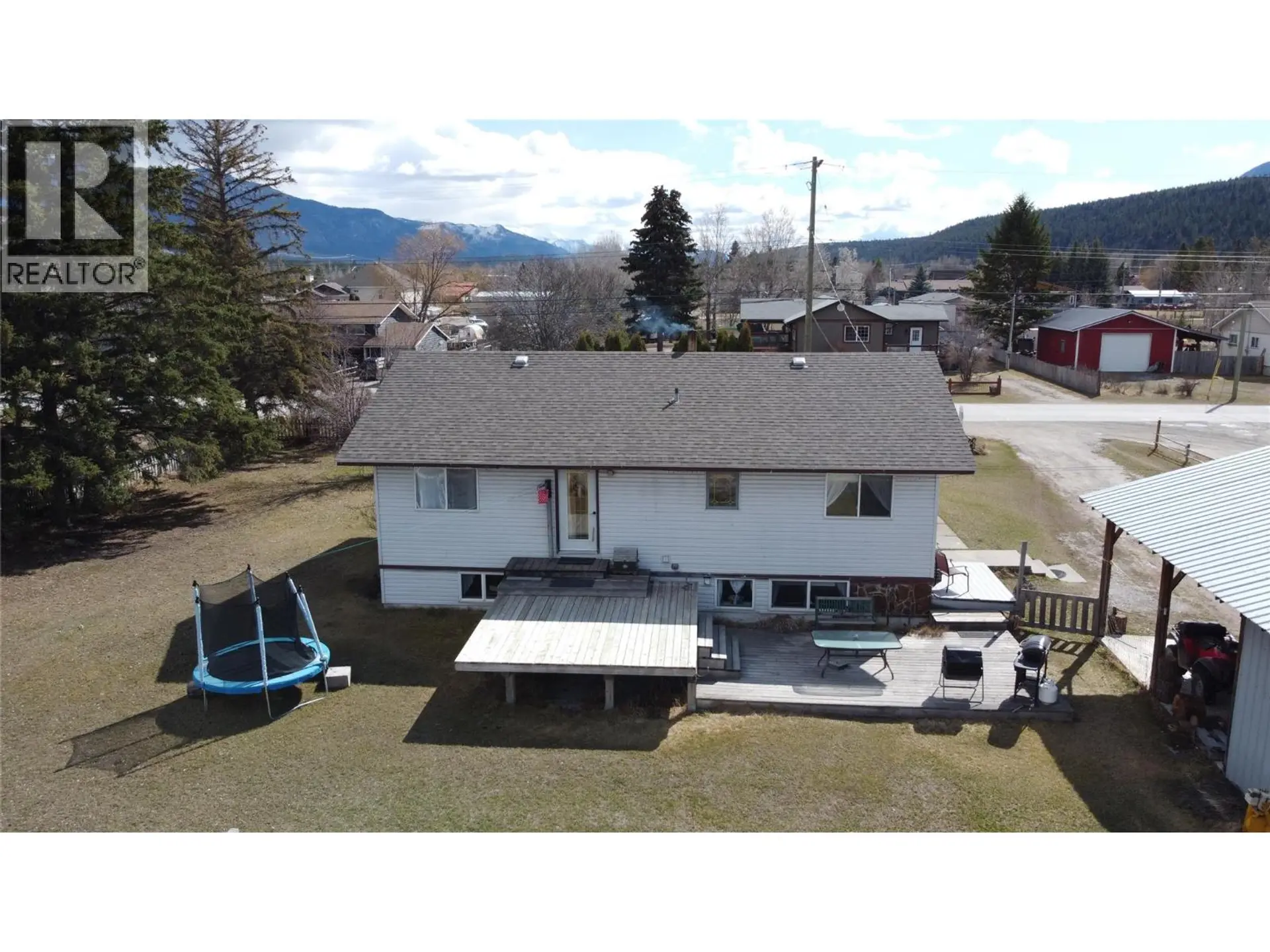 Property at 4771 BURNS AVENUE, Canal Flats, BC