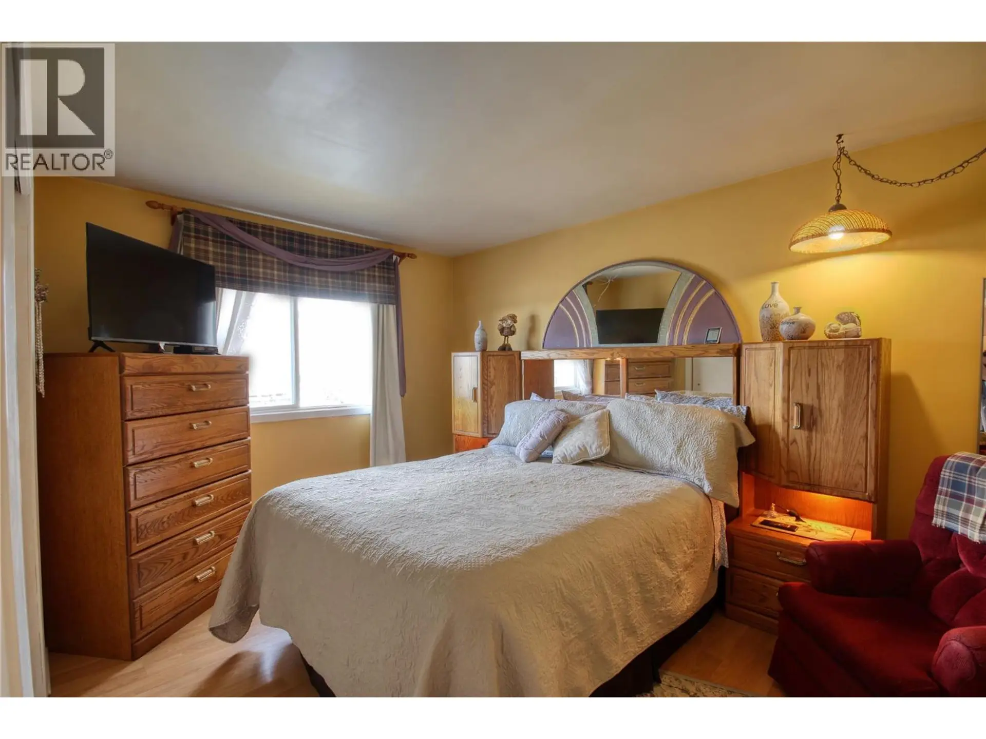 Property at 4771 BURNS AVENUE, Canal Flats, BC