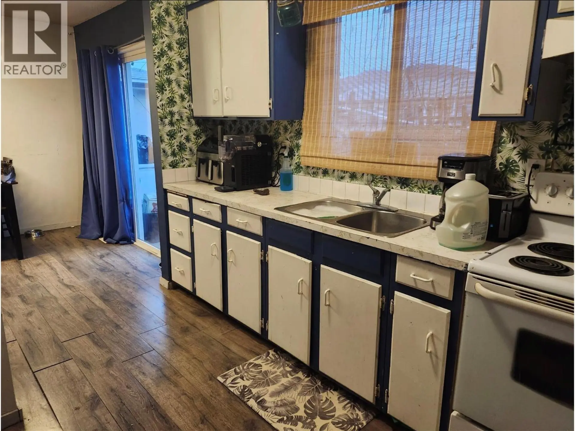 Property at 640 | 642 COURTENAY CRESCENT CRESCENT, Kamloops, BC