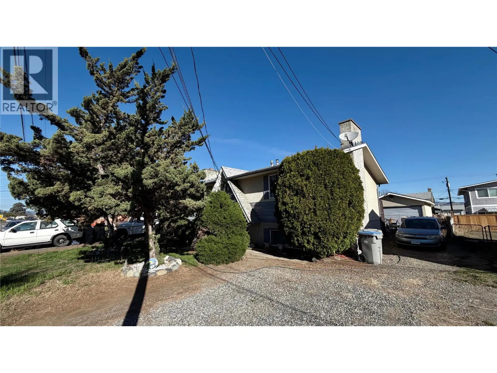 Property at 640 | 642 COURTENAY CRESCENT CRESCENT, Kamloops, BC