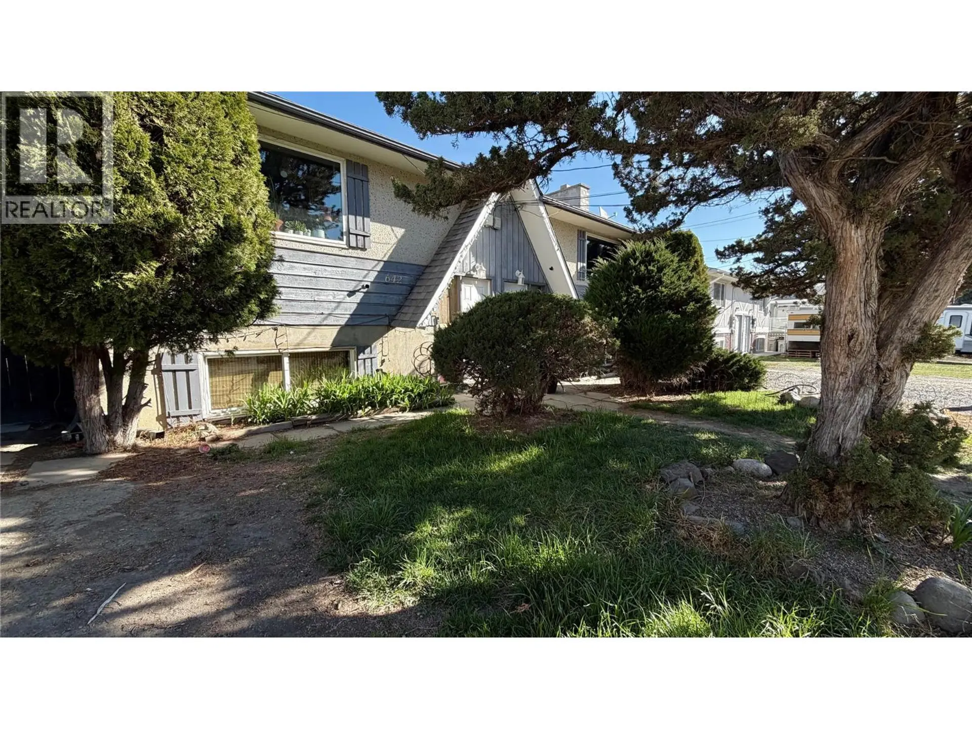 Property at 640 | 642 COURTENAY CRESCENT CRESCENT, Kamloops, BC