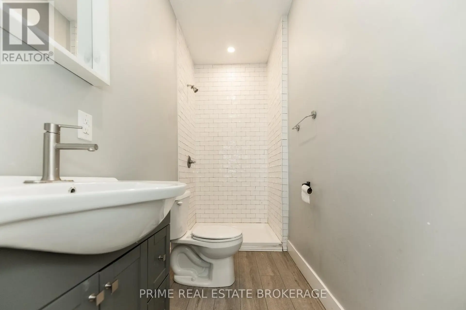 46 STANLEY STREET - Image 13