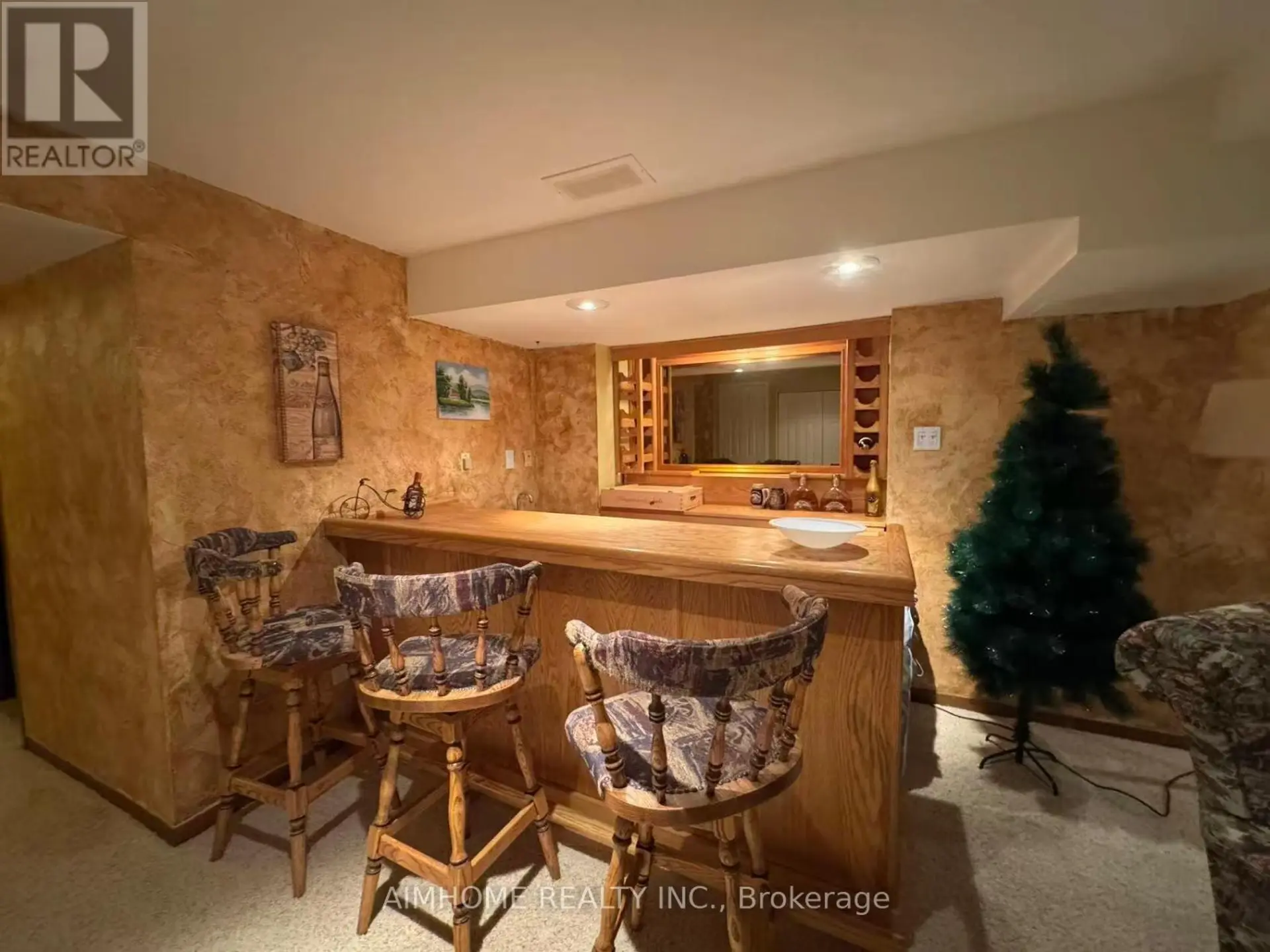 #60 2205 SOUTH MILLWAY - Image 16