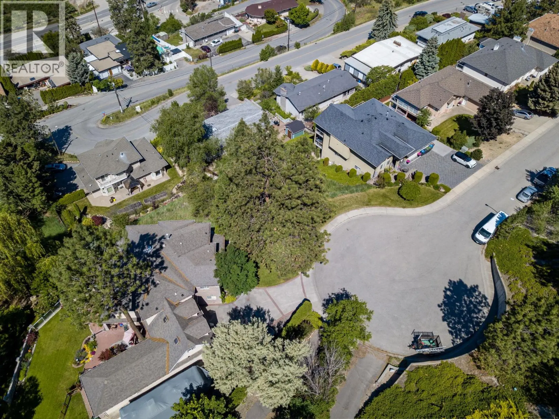 Property at 952 ACKERMAN COURT, Kelowna, BC