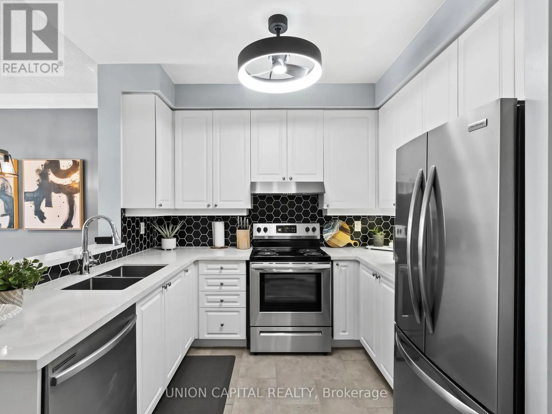 #PH918 3650 KINGSTON ROAD - Image 2