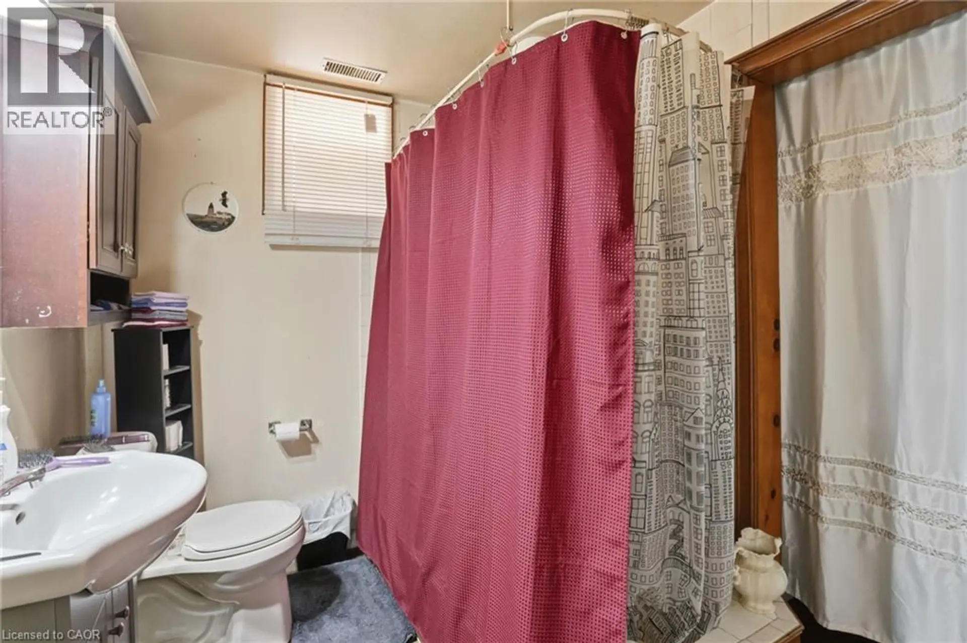 1382 CANNON Street E - Image 9